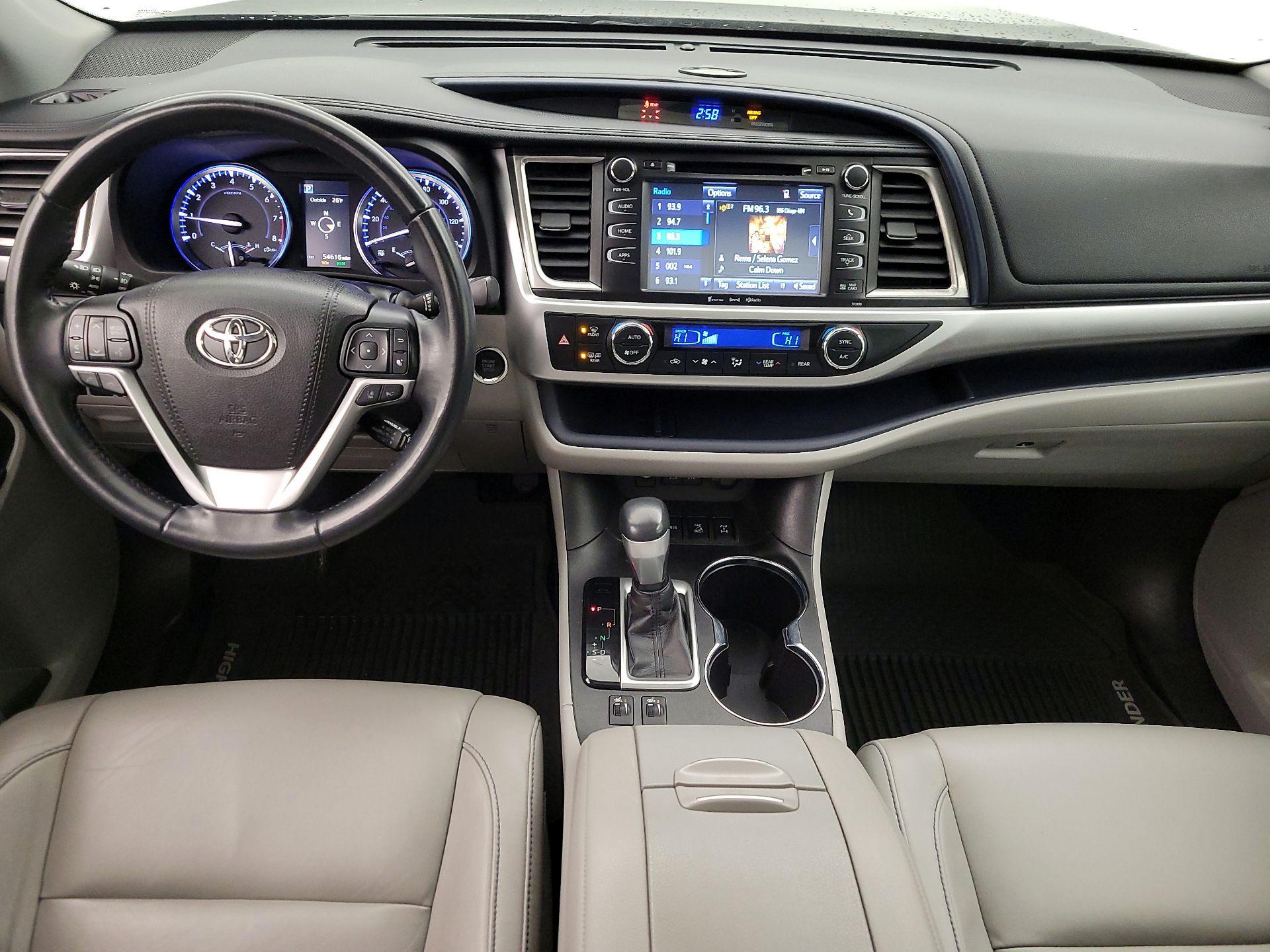 Thumbnail: 2018 Toyota Highlander - 9