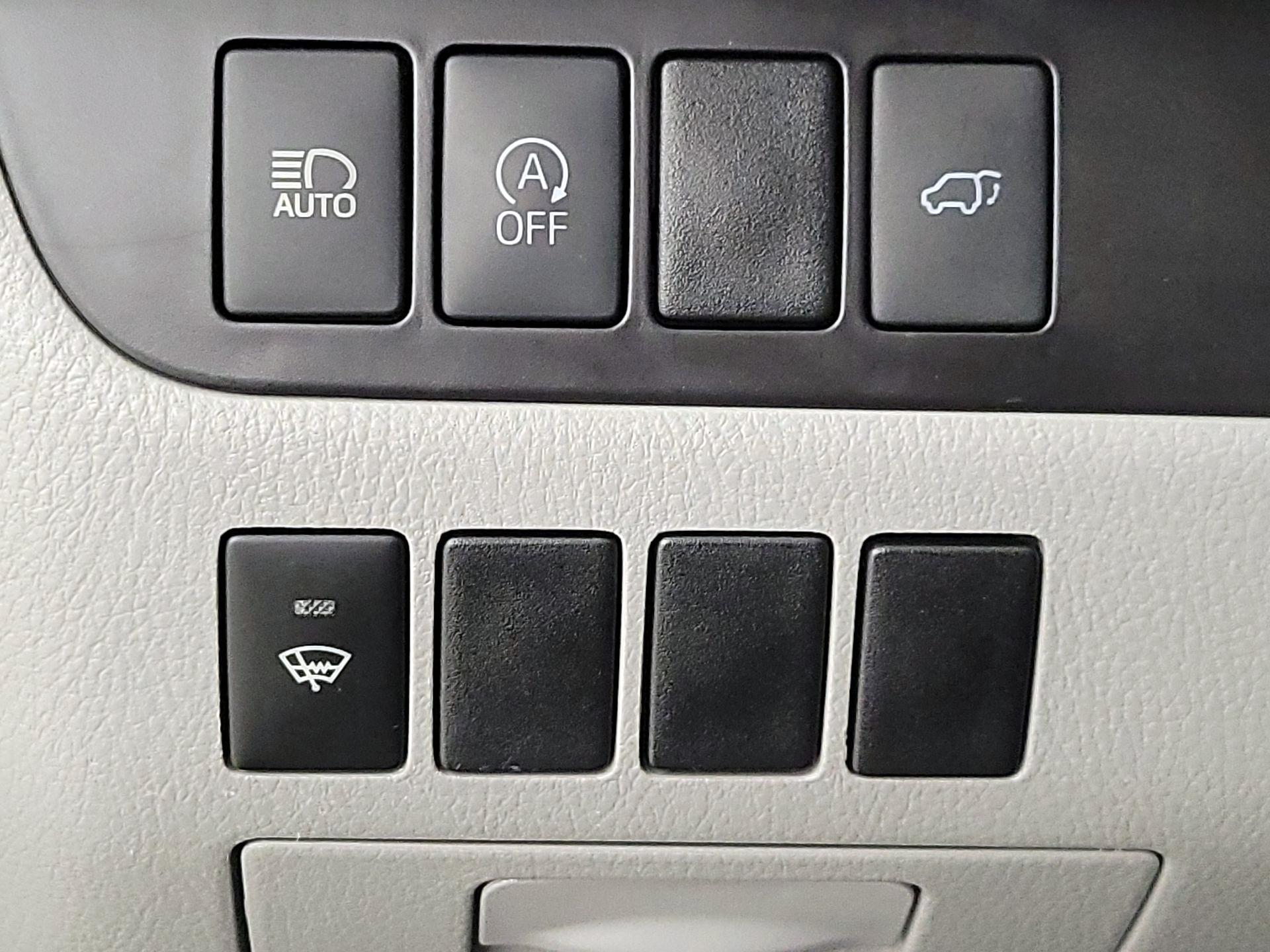 Thumbnail: 2018 Toyota Highlander - 13