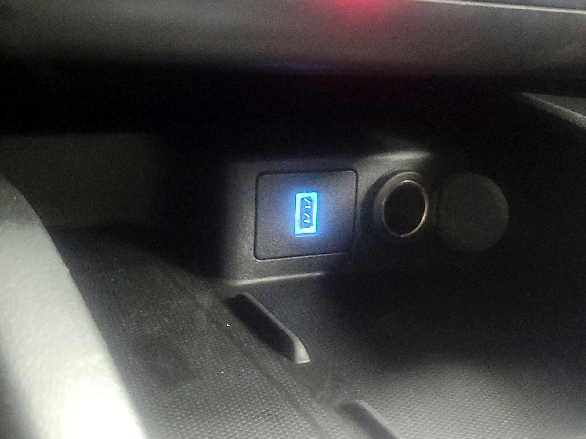 Thumbnail: 2020 Ford Escape - 19