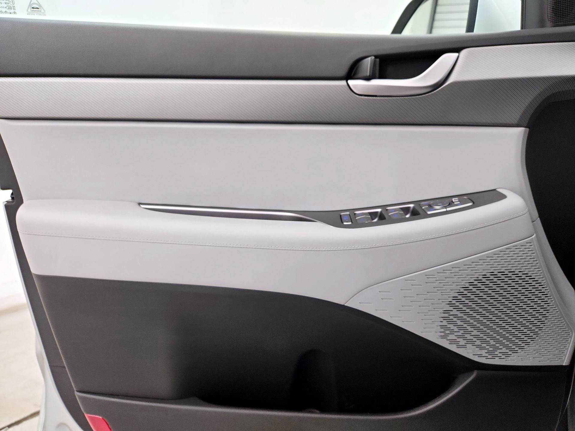 Thumbnail: 2023 Hyundai Palisade - 12