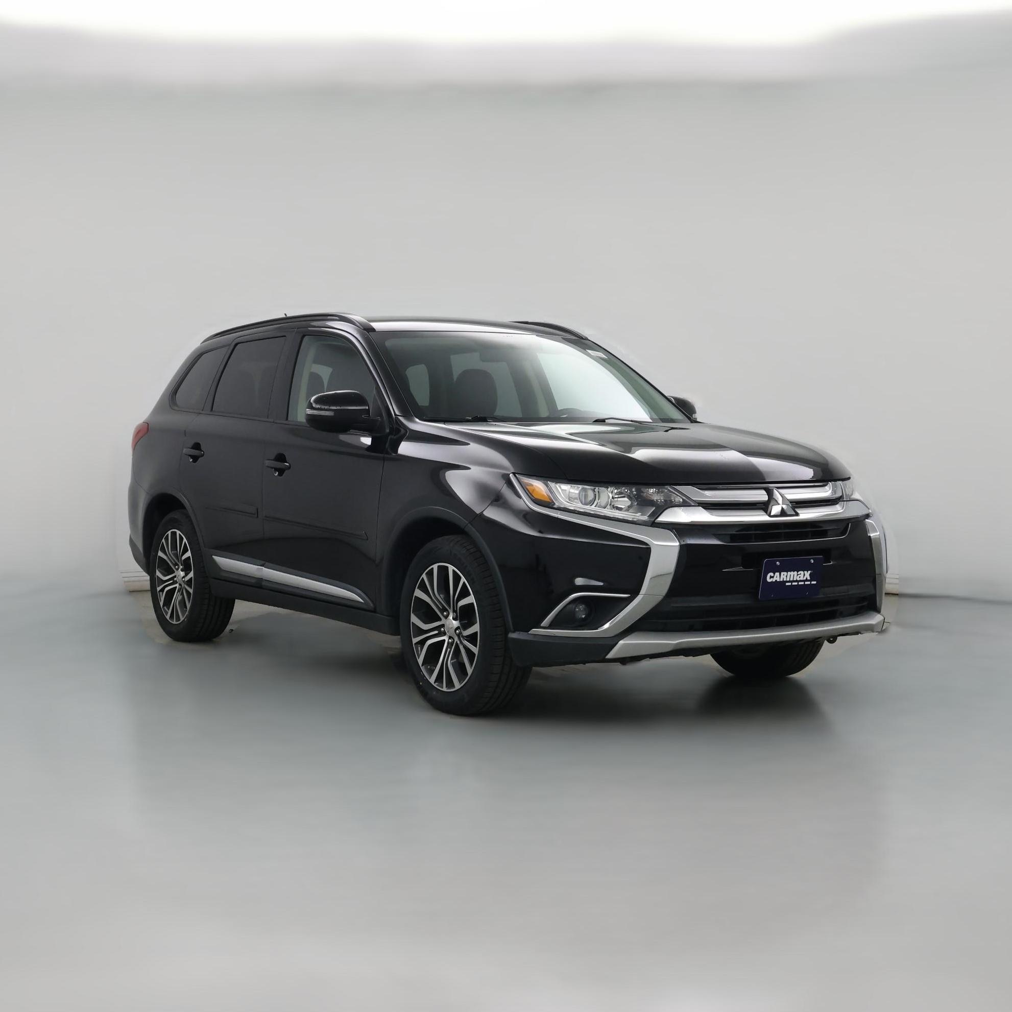 Thumbnail: 2016 Mitsubishi Outlander - 1