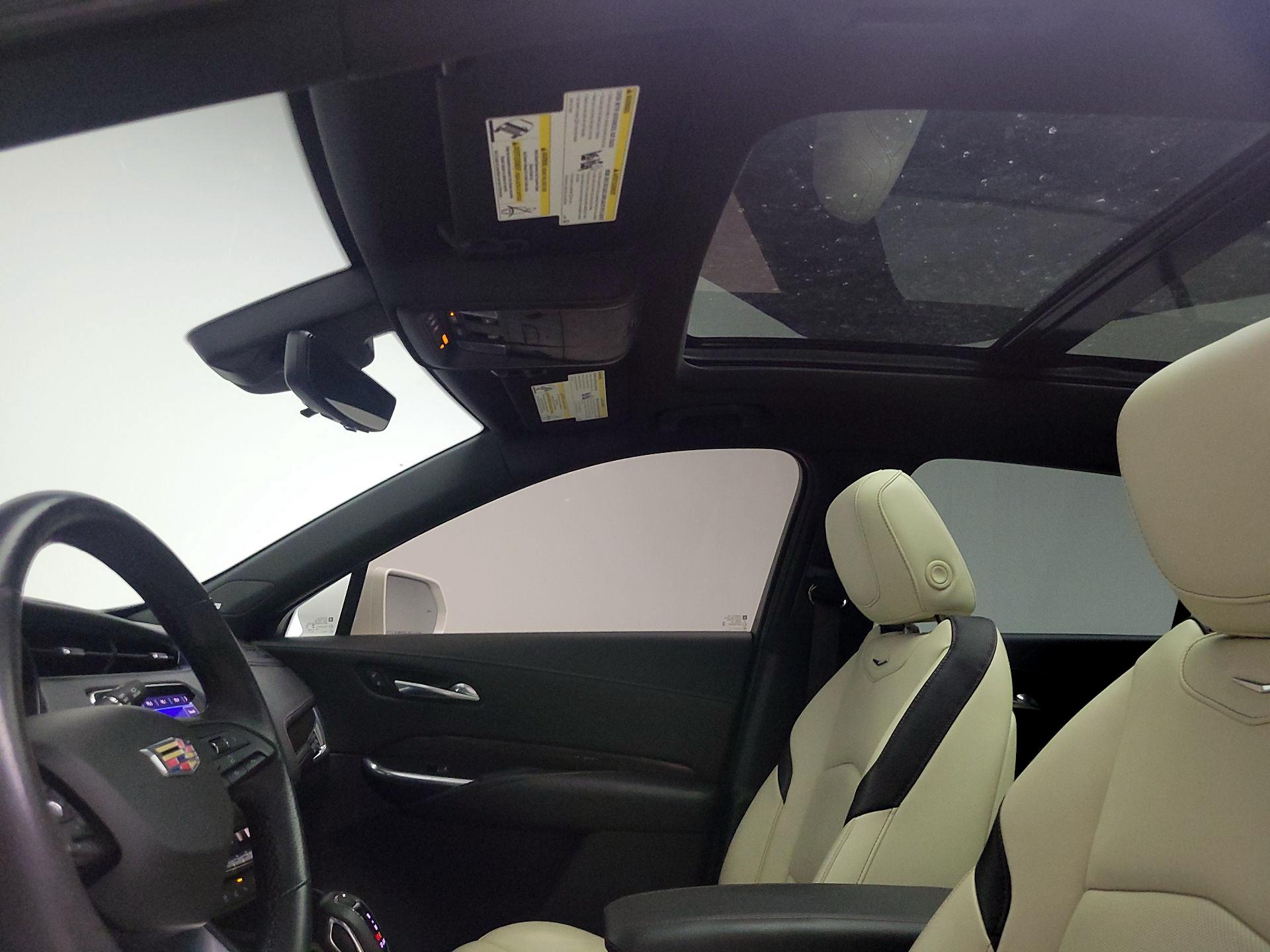 Thumbnail: 2019 Cadillac XT4 - 20