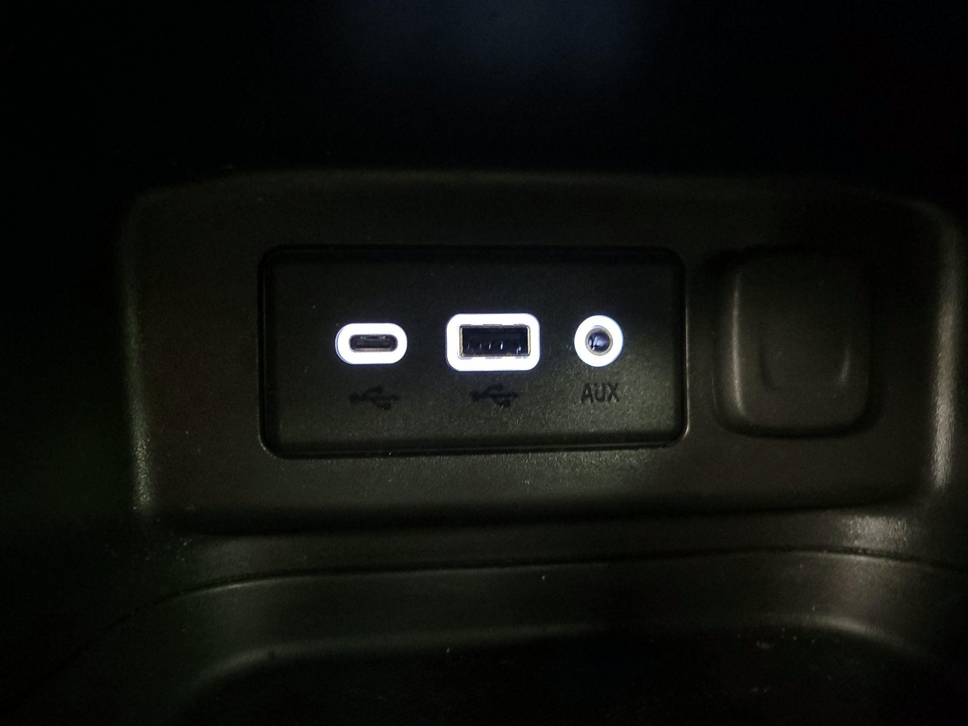 Thumbnail: 2022 Chevrolet Equinox - 18