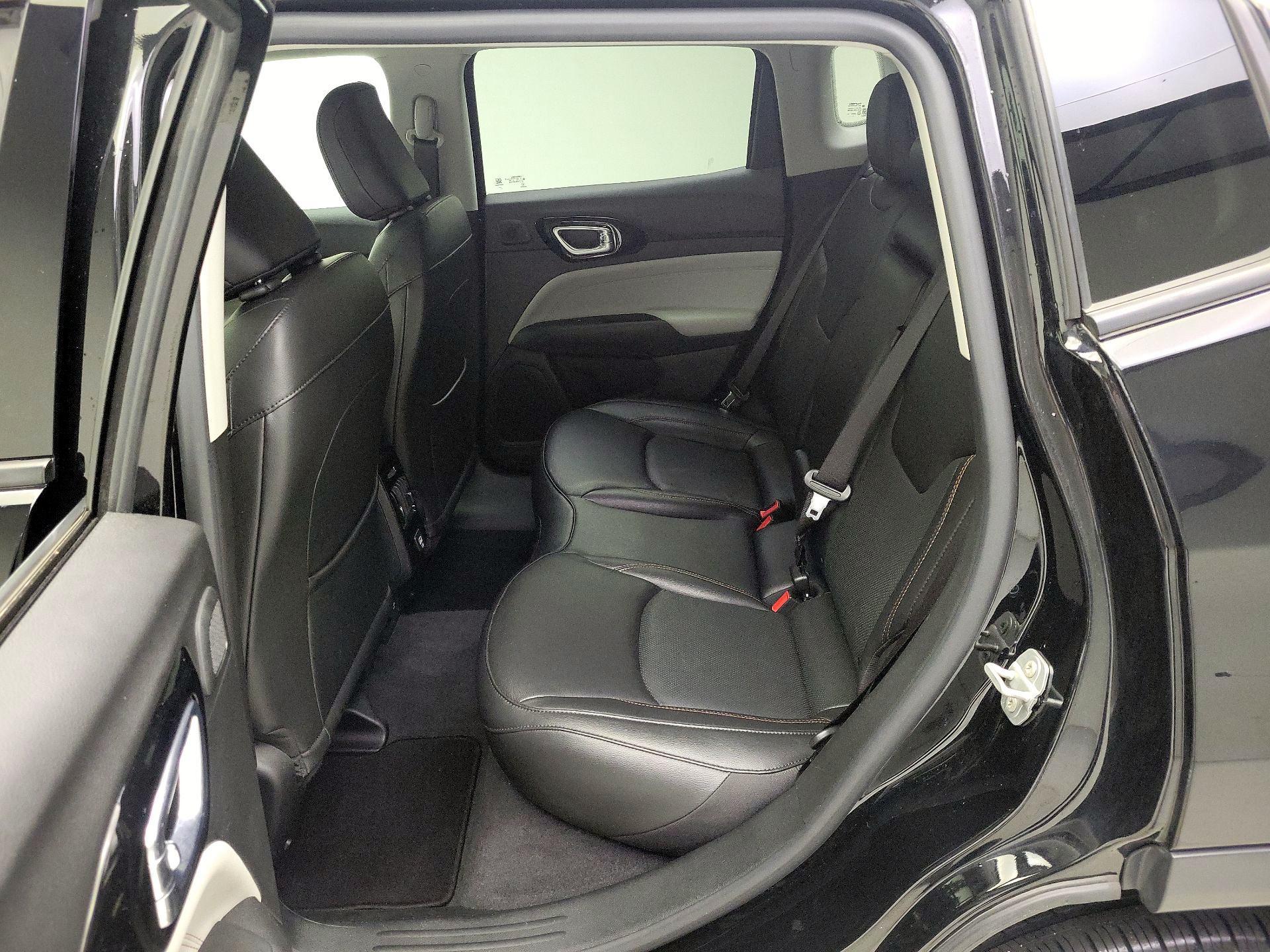 Thumbnail: 2022 Jeep Compass - 20