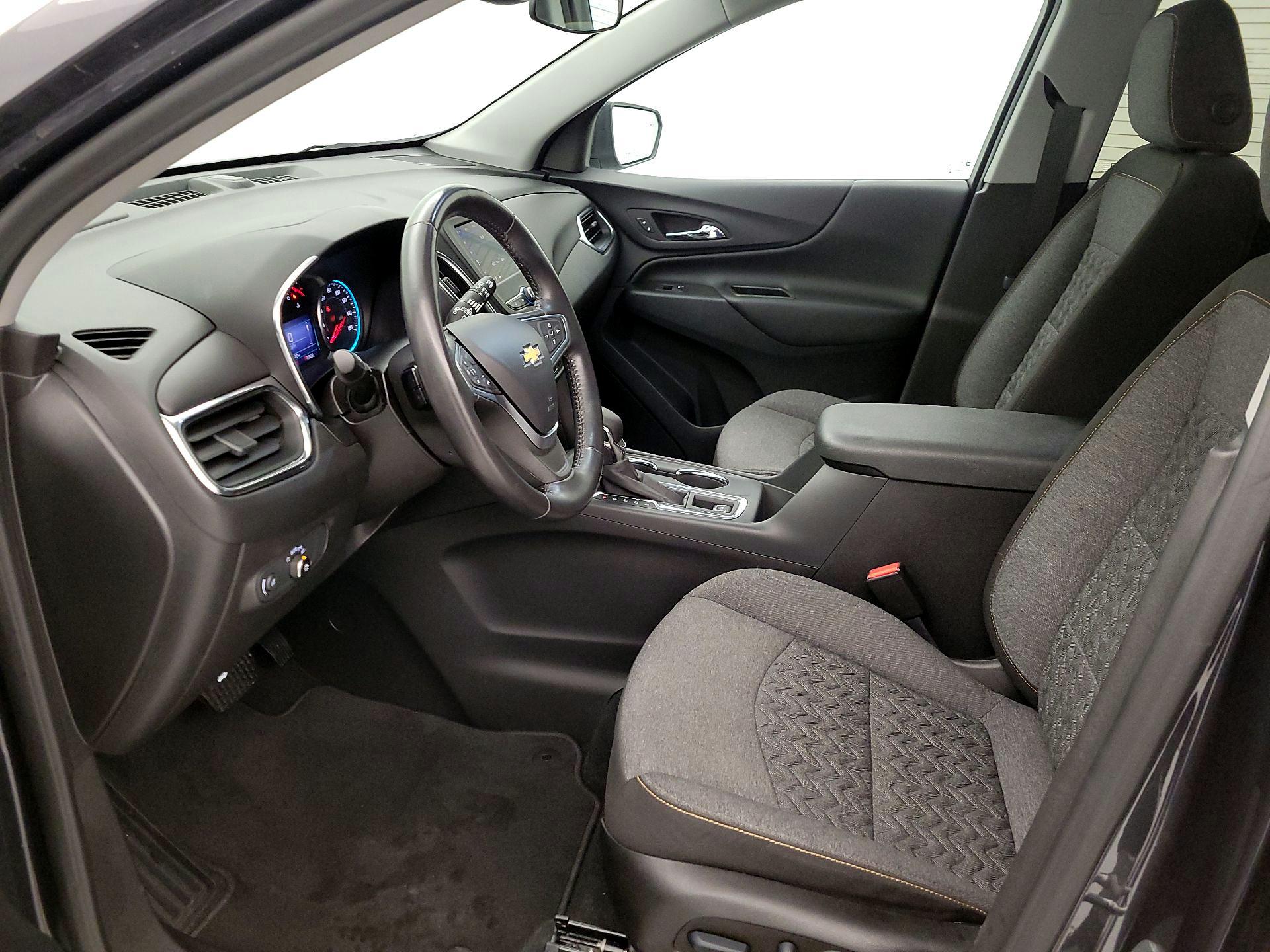 Thumbnail: 2022 Chevrolet Equinox - 11