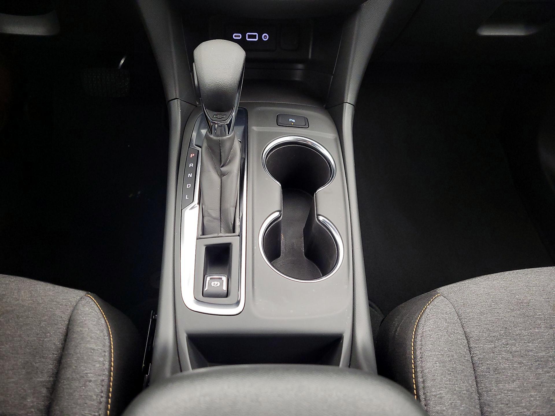 Thumbnail: 2022 Chevrolet Equinox - 17