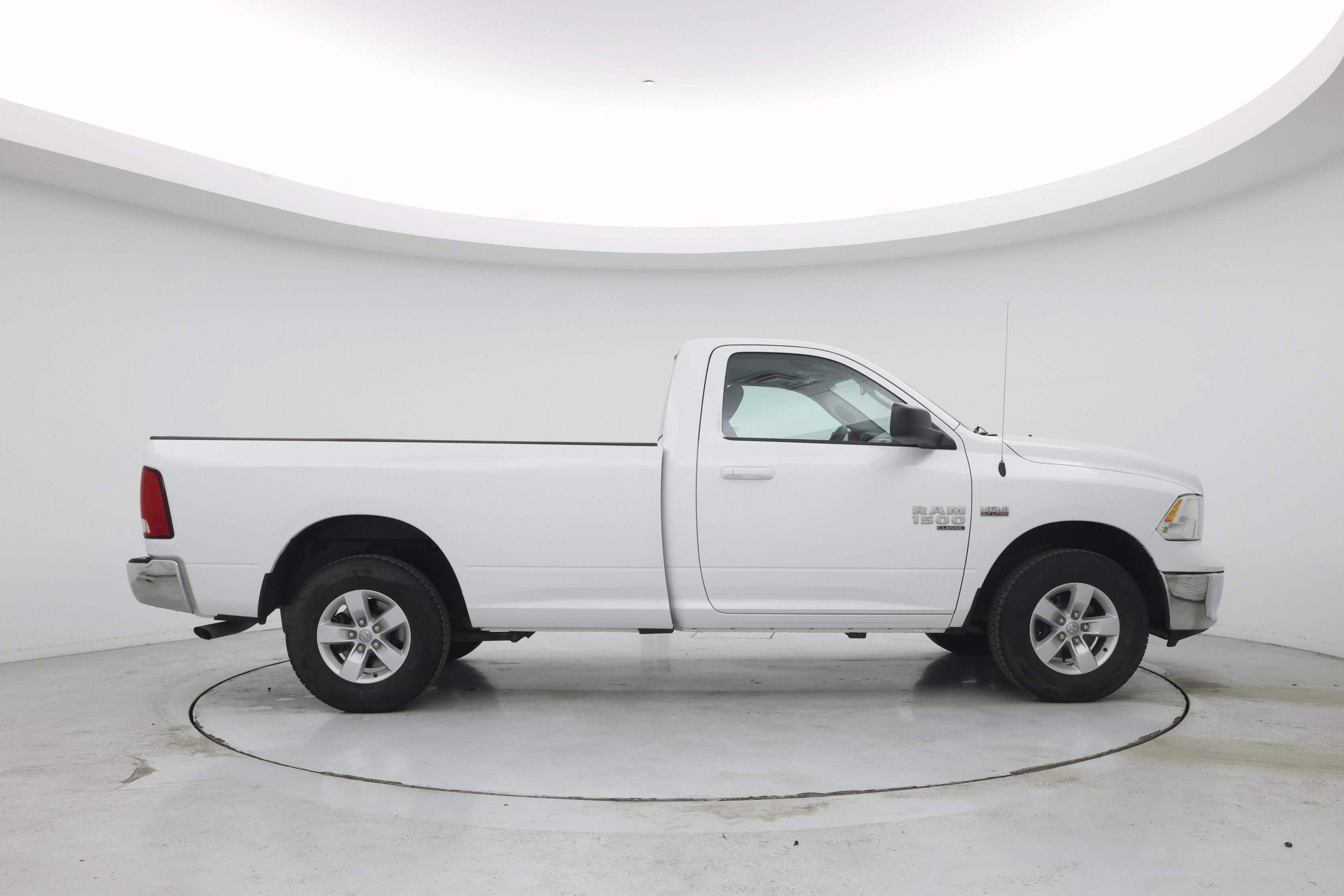 Thumbnail: 2020 RAM 1500 Classic - 7