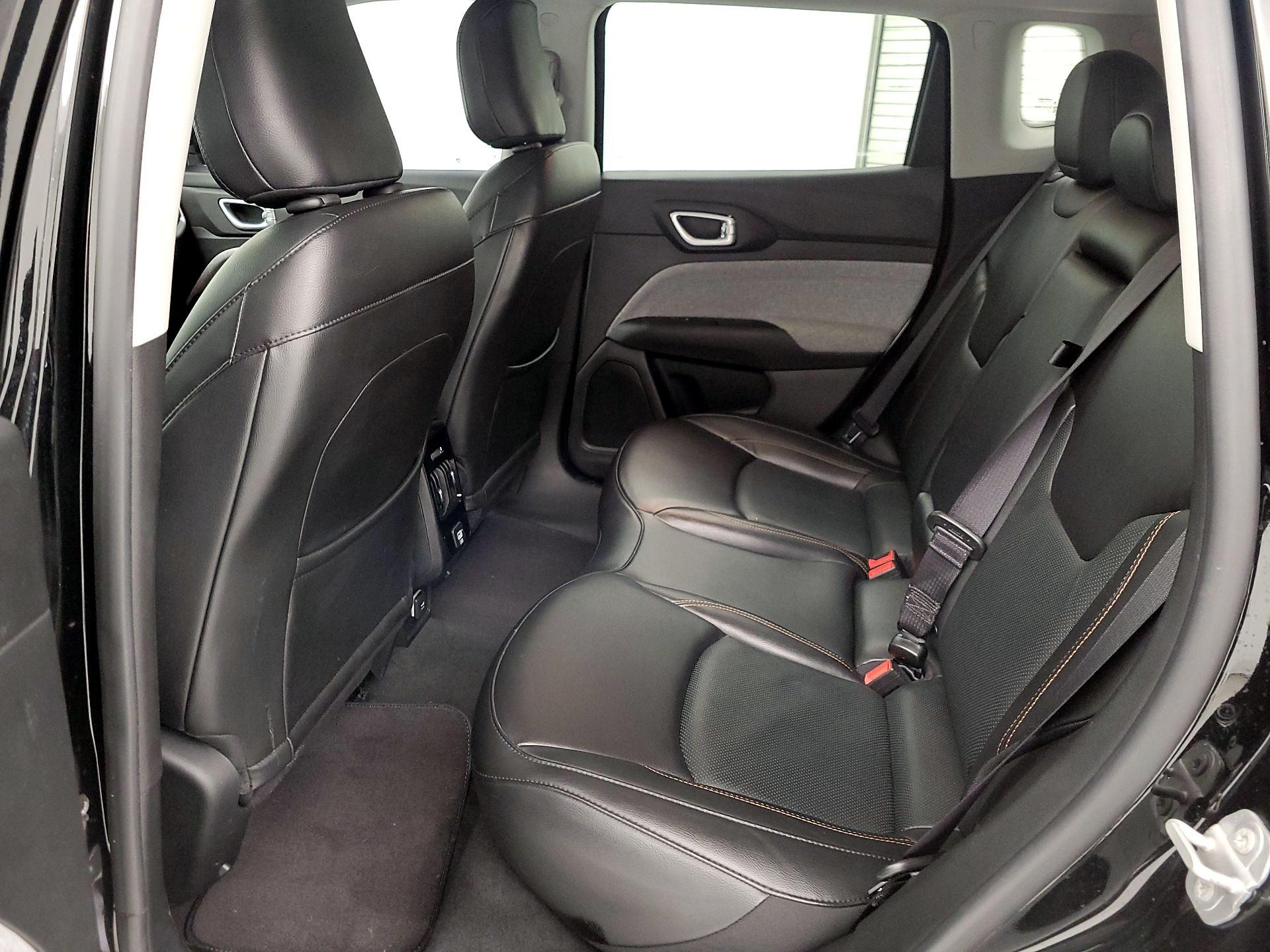 Thumbnail: 2022 Jeep Compass - 18