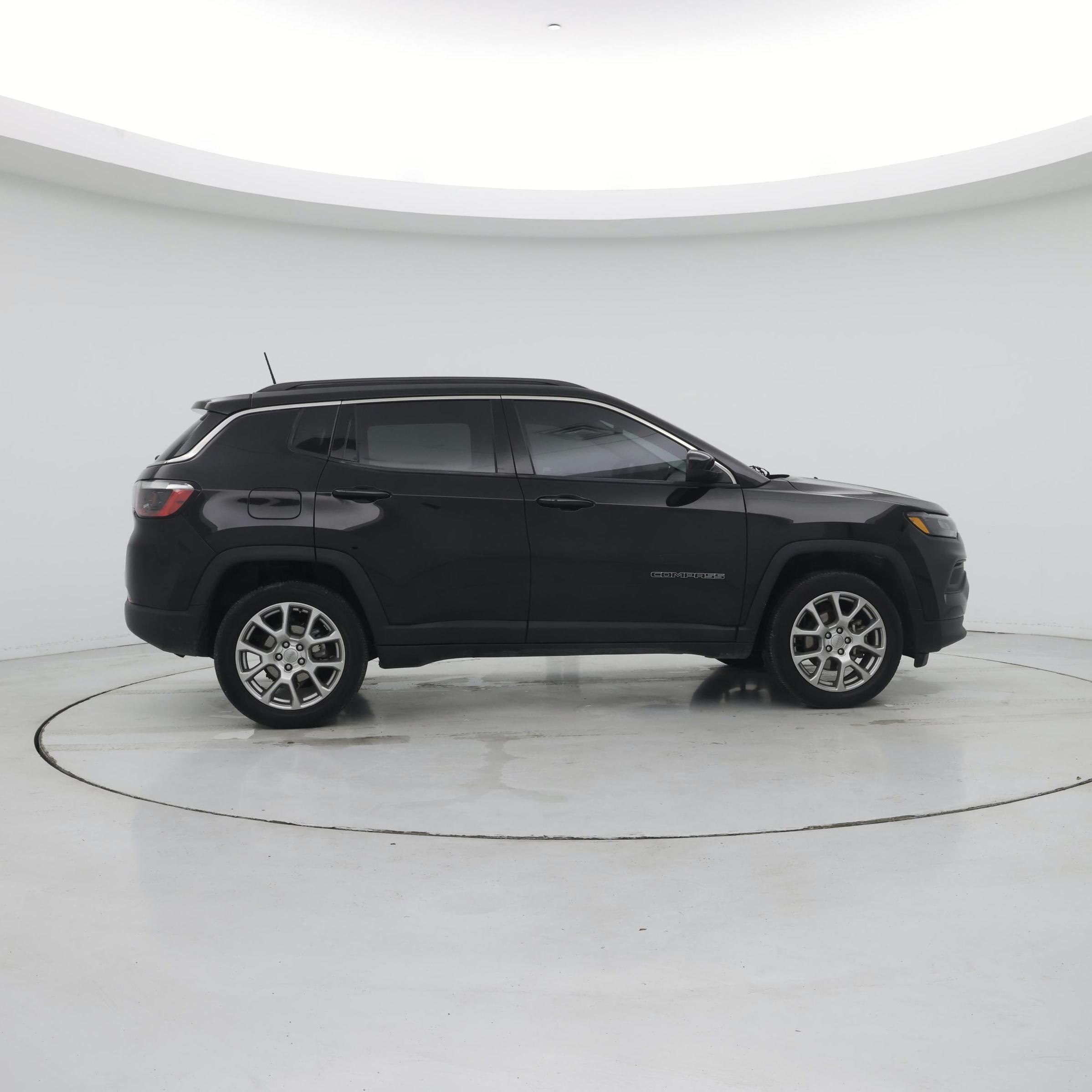 Thumbnail: 2022 Jeep Compass - 7