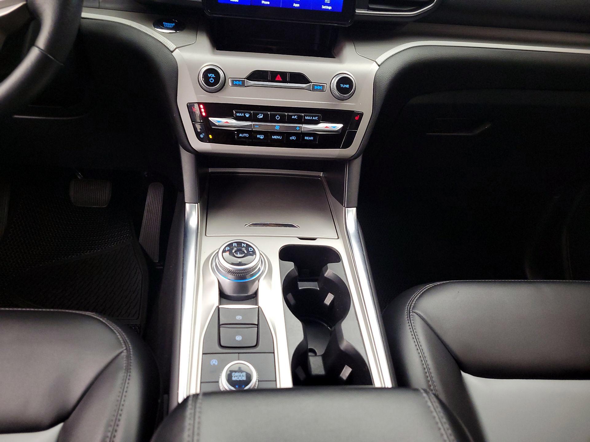 Thumbnail: 2023 Ford Explorer - 17