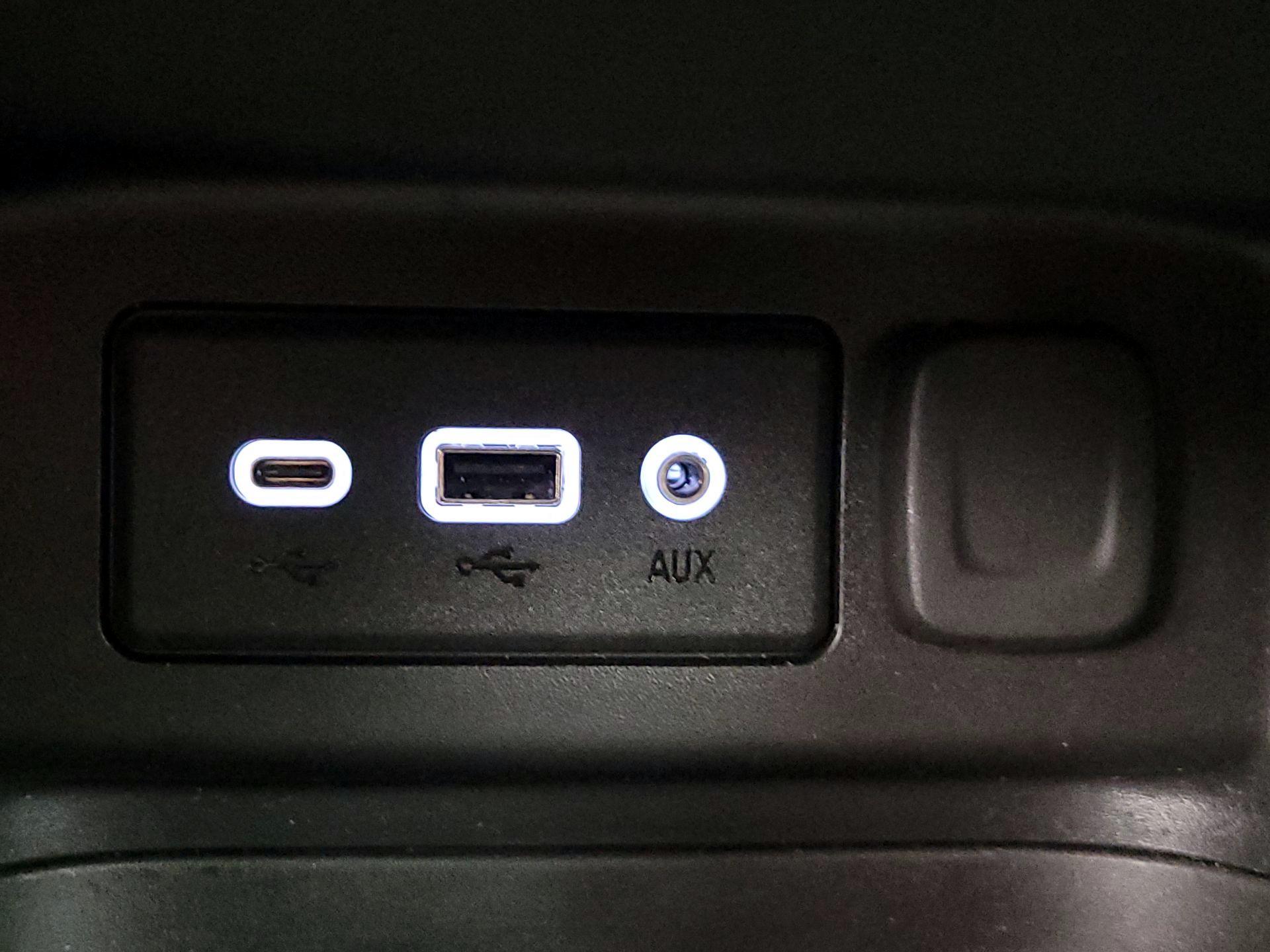 Thumbnail: 2022 Chevrolet Equinox - 18