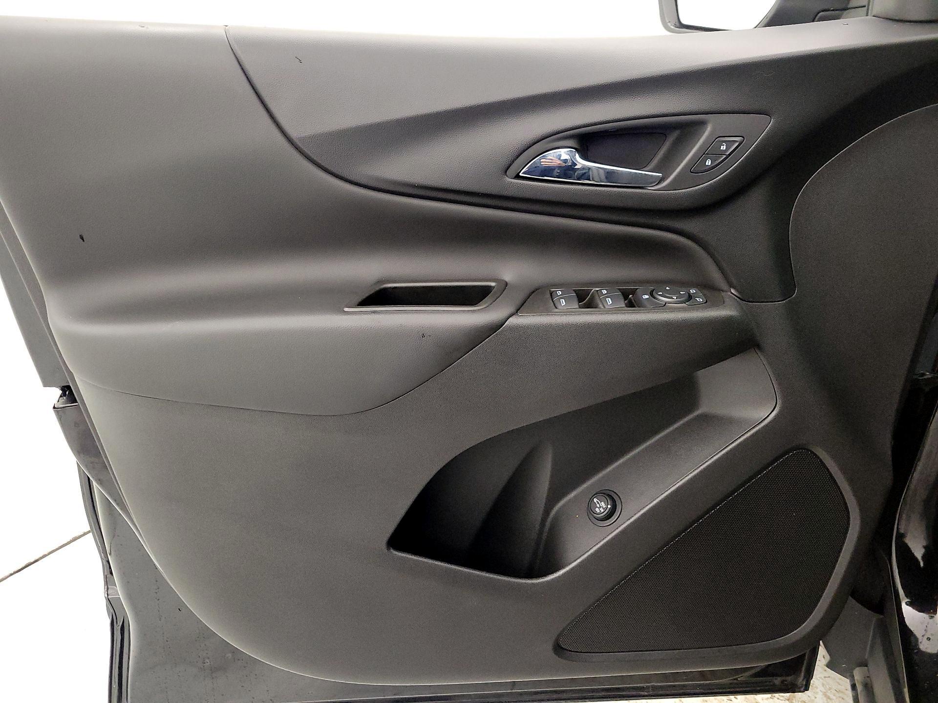 Thumbnail: 2020 Chevrolet Equinox - 12