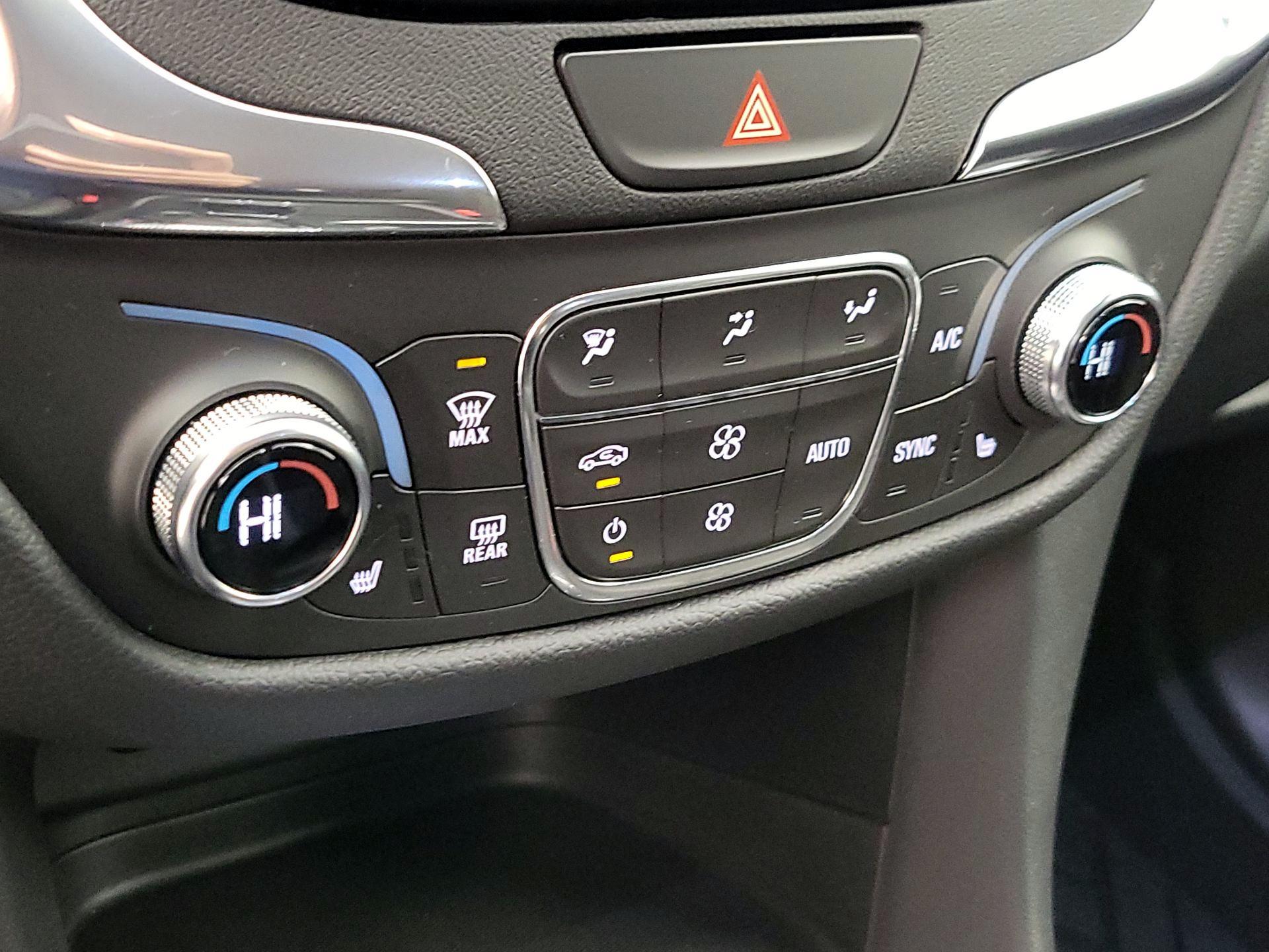 Thumbnail: 2020 Chevrolet Equinox - 16