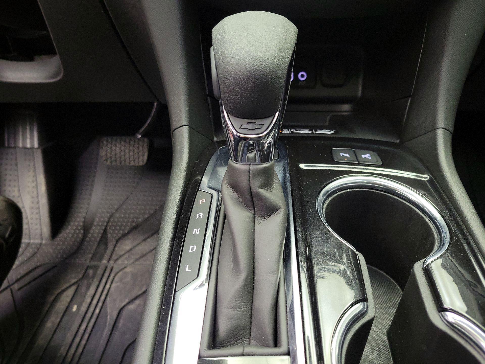 Thumbnail: 2023 Chevrolet Equinox - 17