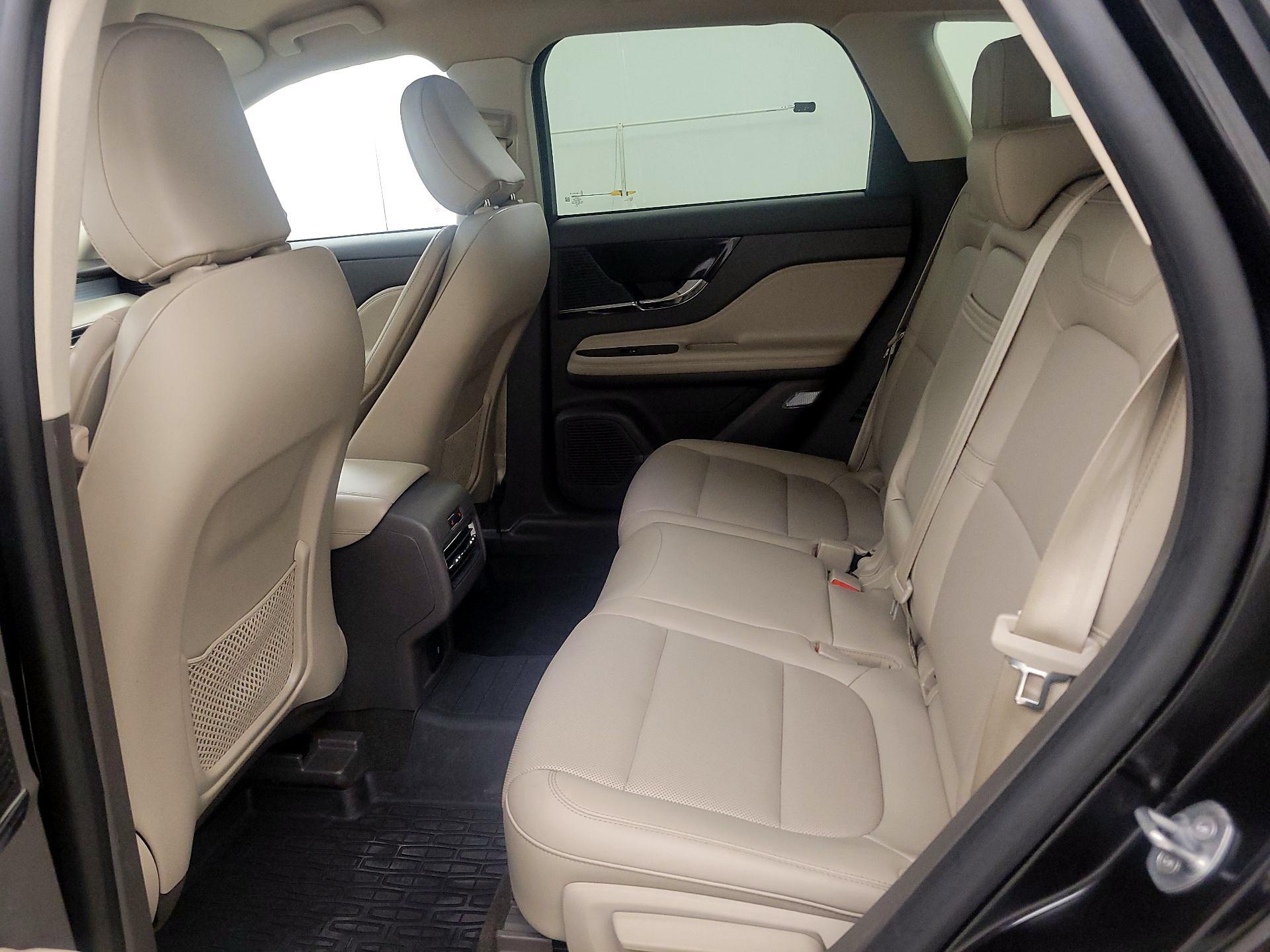 Thumbnail: 2022 Lincoln Corsair - 20