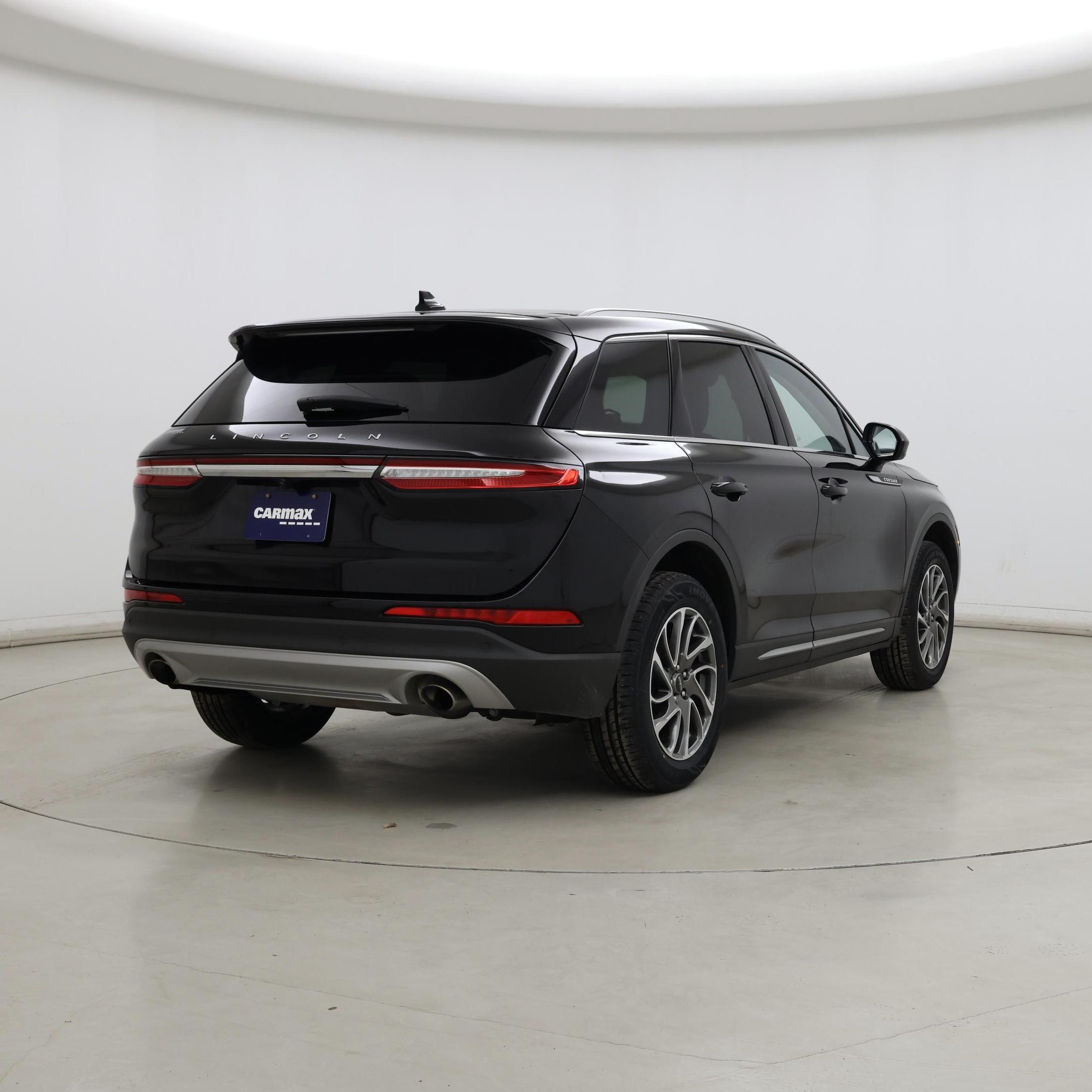 Thumbnail: 2022 Lincoln Corsair - 8