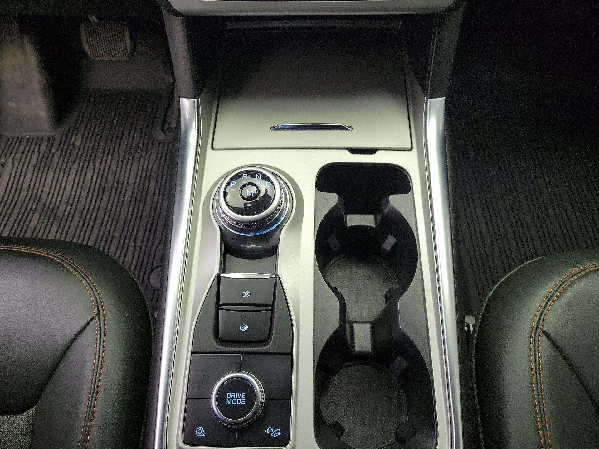 Thumbnail: 2023 Ford Explorer - 18