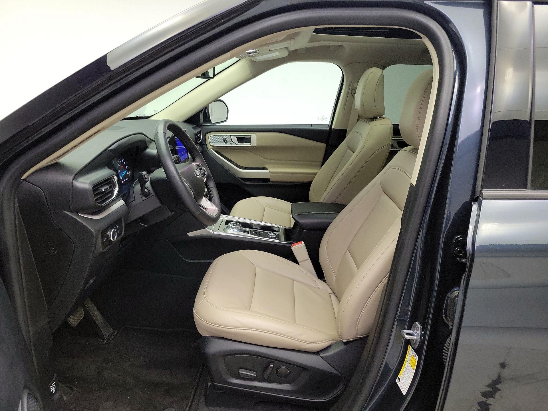 Thumbnail: 2023 Ford Explorer - 11