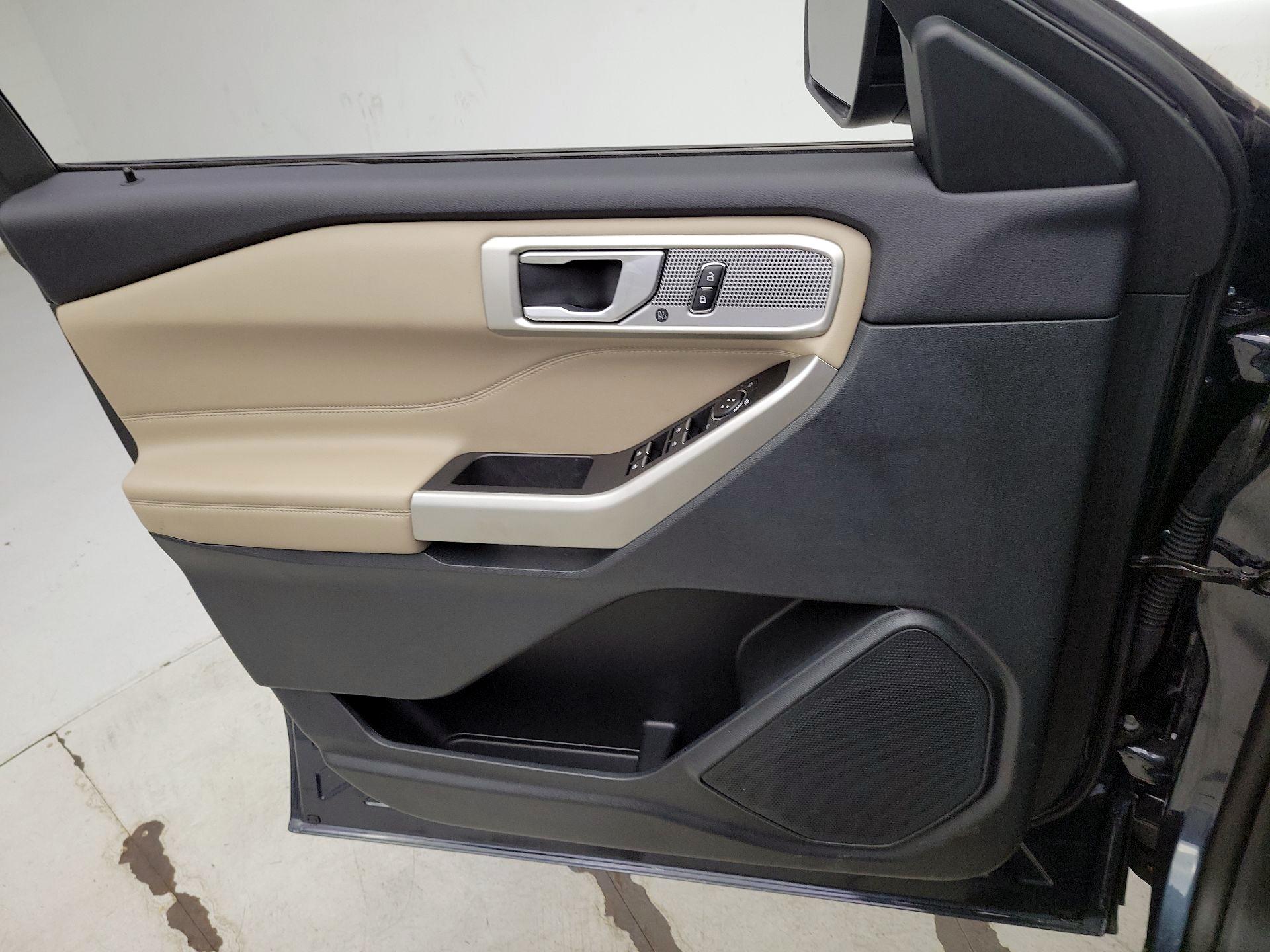 Thumbnail: 2023 Ford Explorer - 12