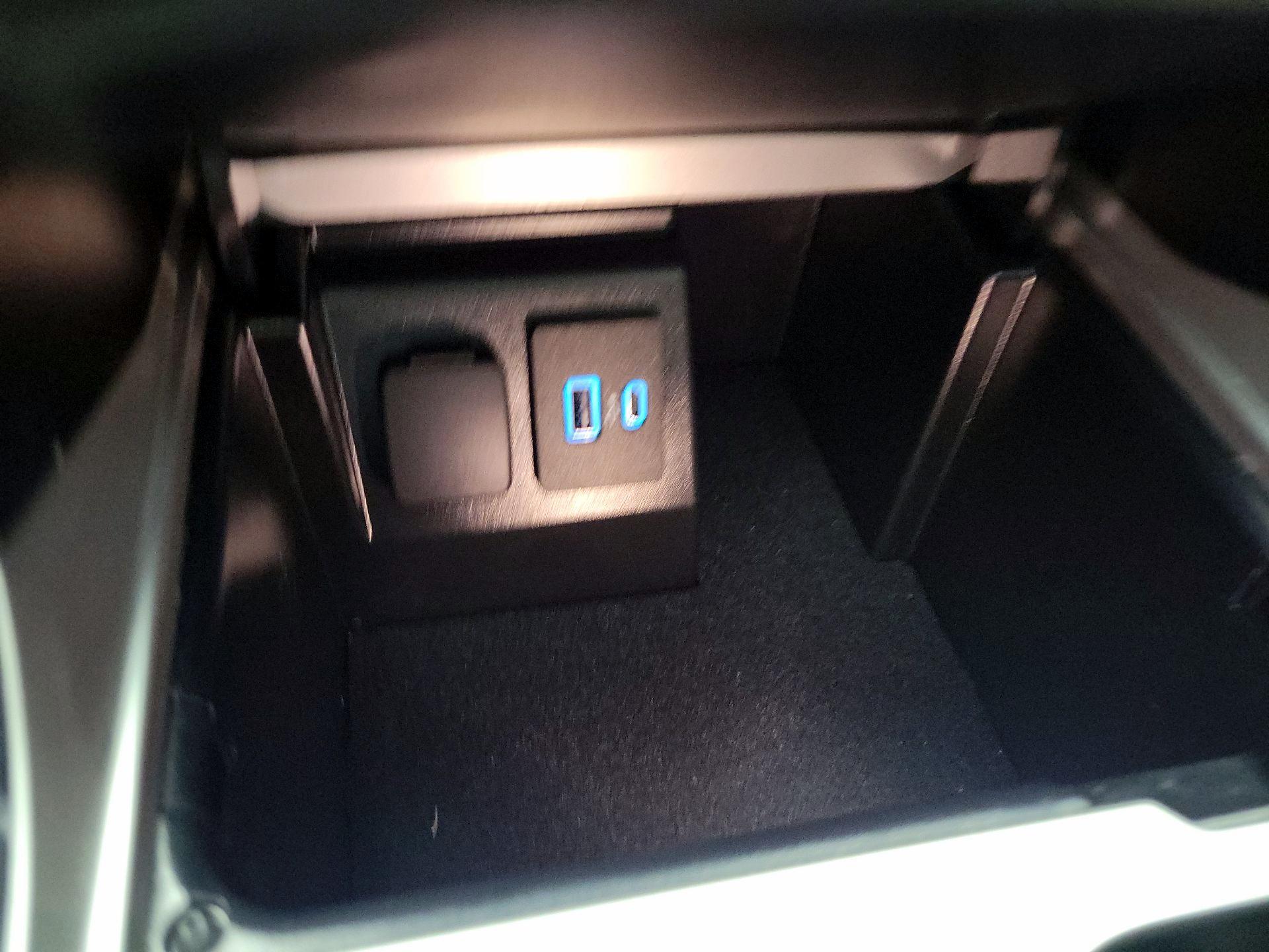 Thumbnail: 2023 Ford Explorer - 19