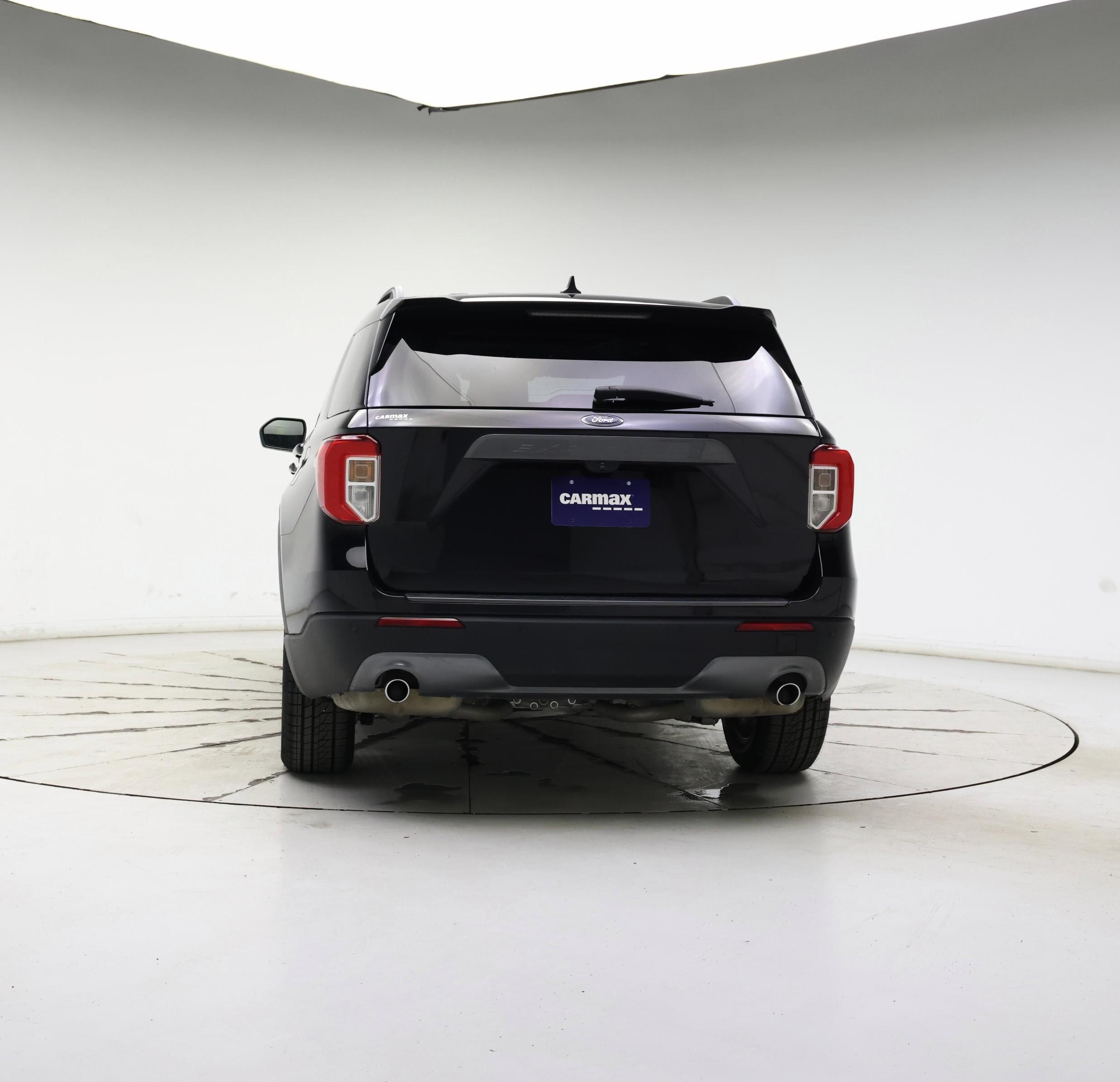 Thumbnail: 2022 Ford Explorer - 6