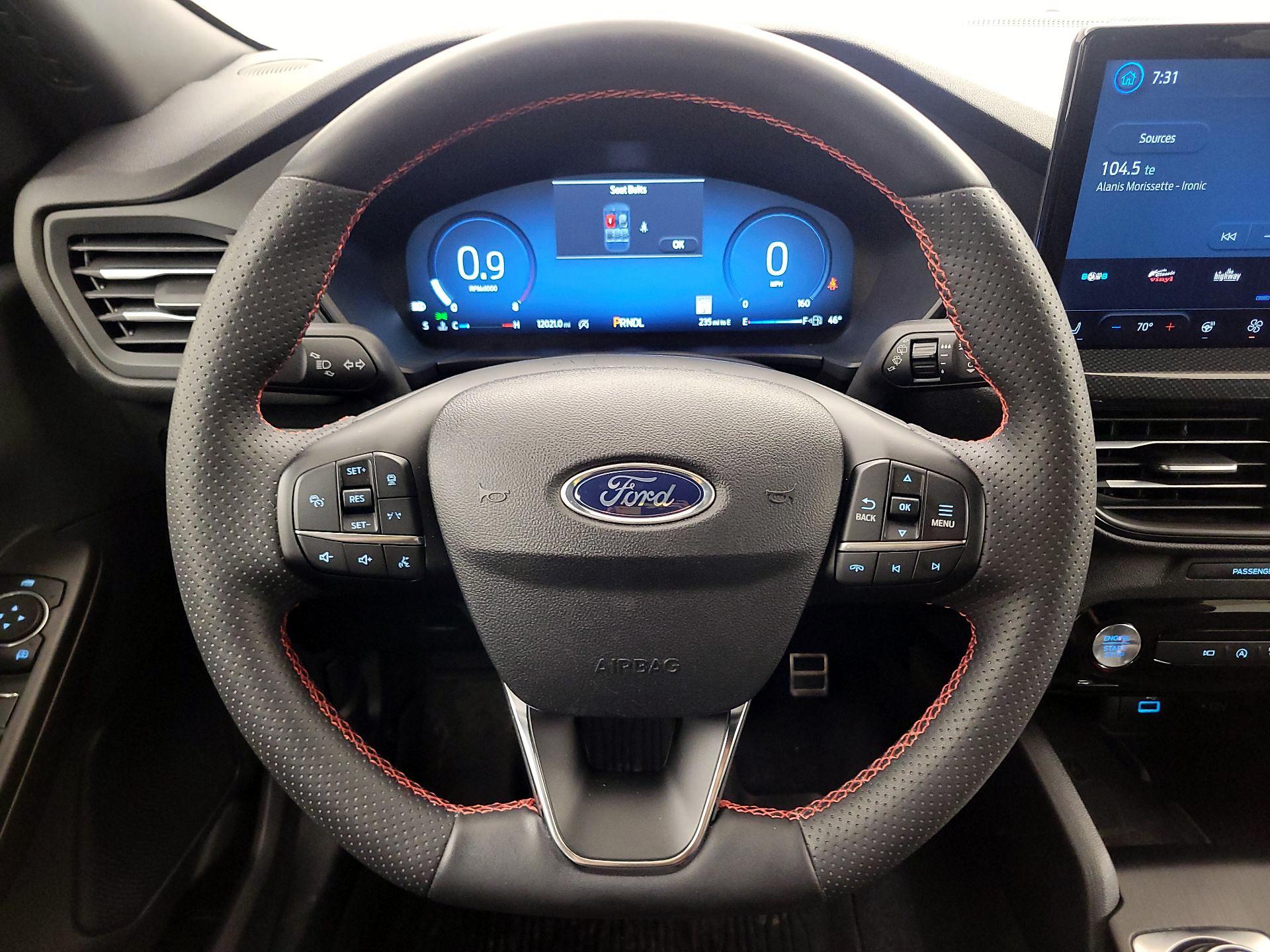 Thumbnail: 2023 Ford Escape - 10