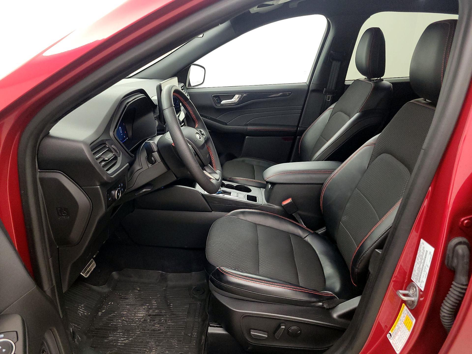 Thumbnail: 2023 Ford Escape - 11