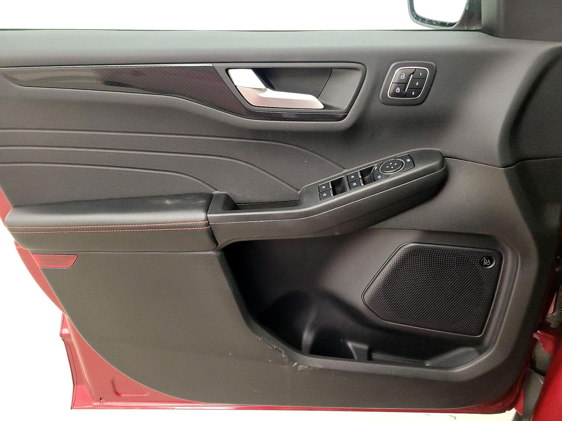 Thumbnail: 2023 Ford Escape - 12