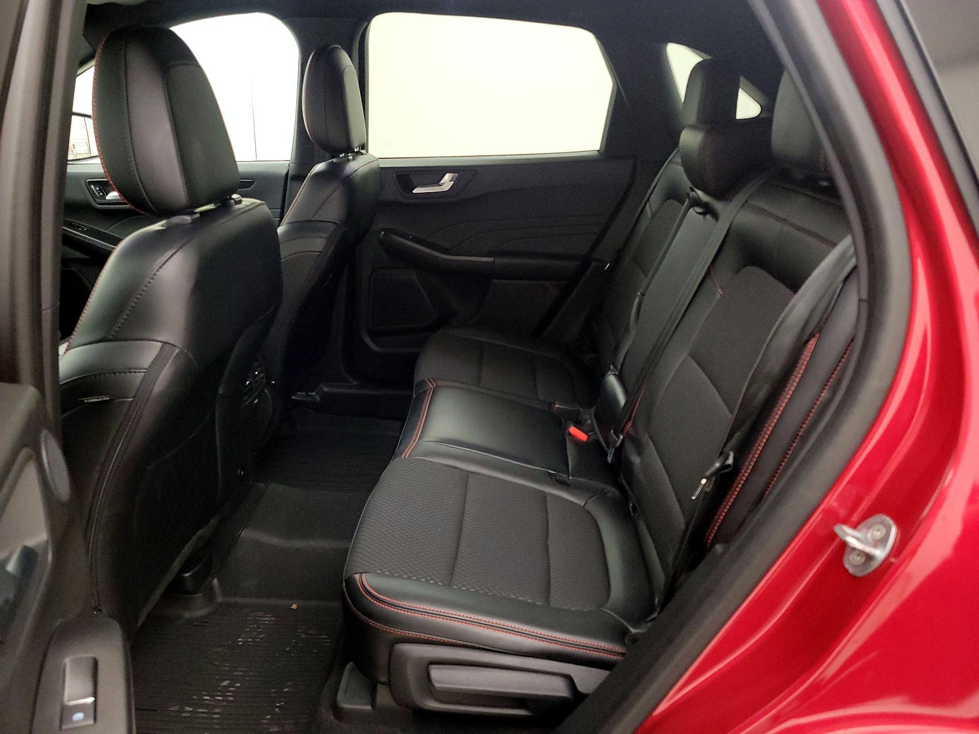 Thumbnail: 2023 Ford Escape - 20