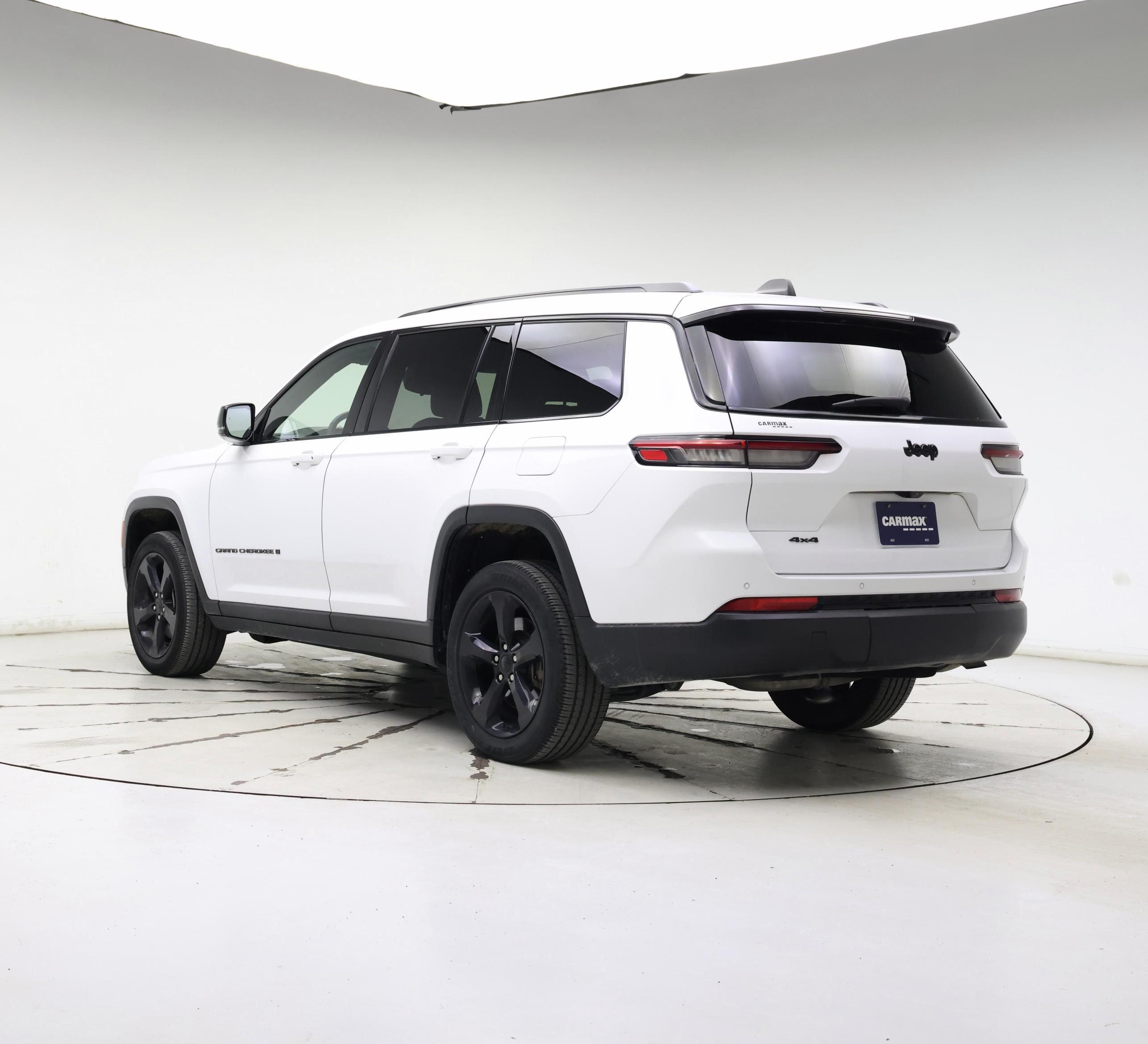 Thumbnail: 2023 Jeep Grand Cherokee L - 2