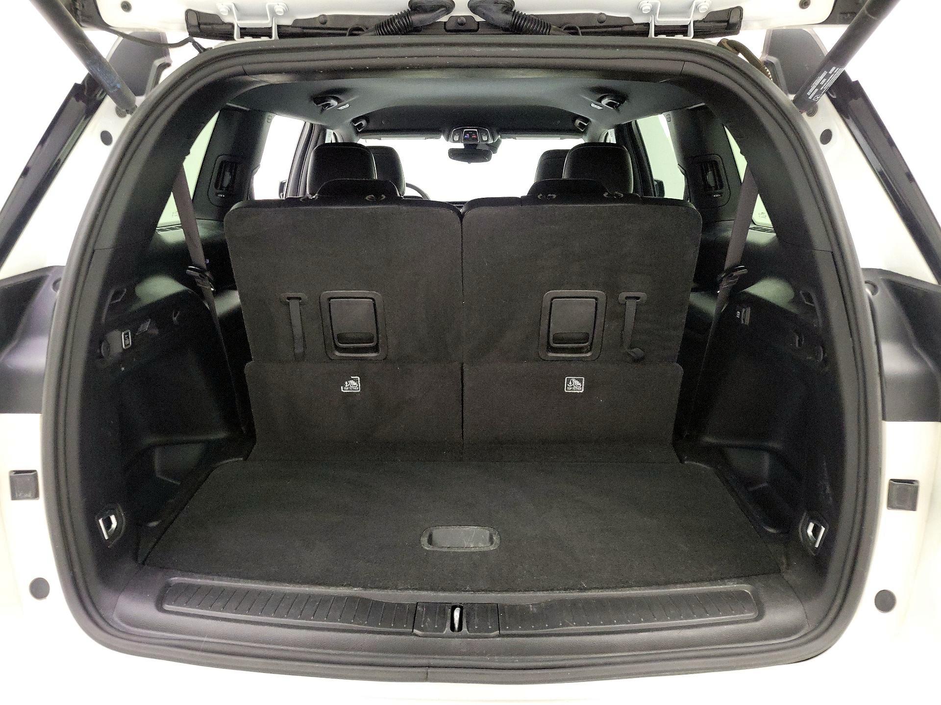 Thumbnail: 2023 Jeep Grand Cherokee L - 19