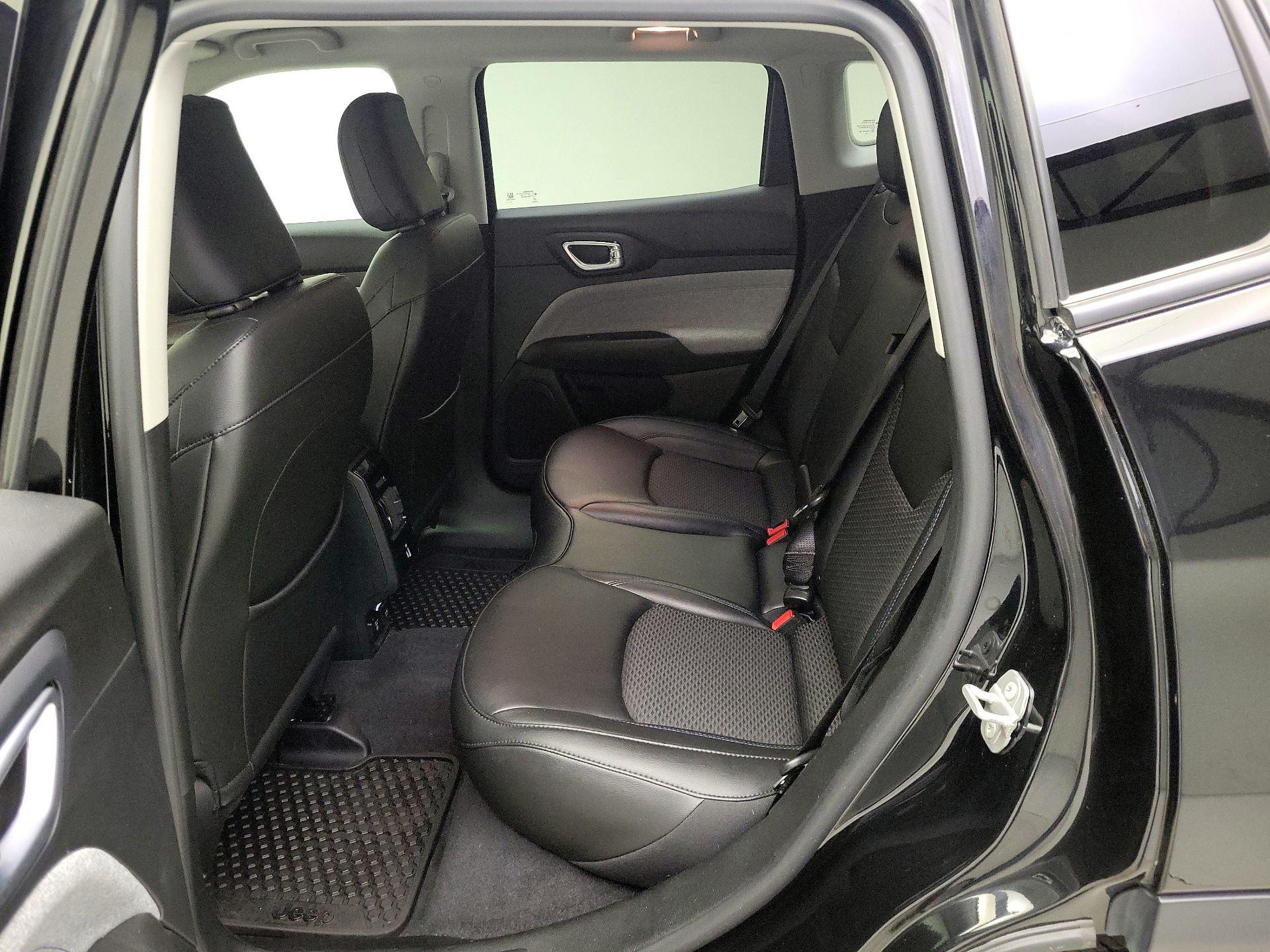 Thumbnail: 2022 Jeep Compass - 19