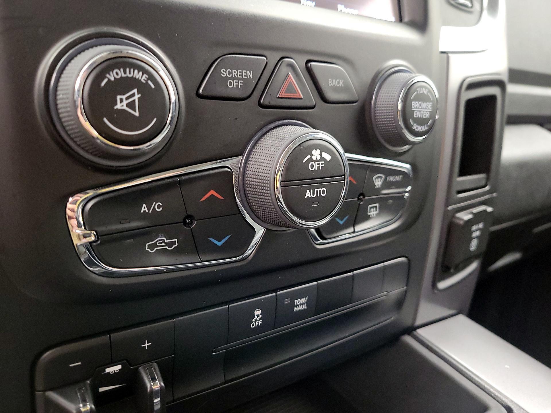 Thumbnail: 2023 RAM 1500 Classic - 17