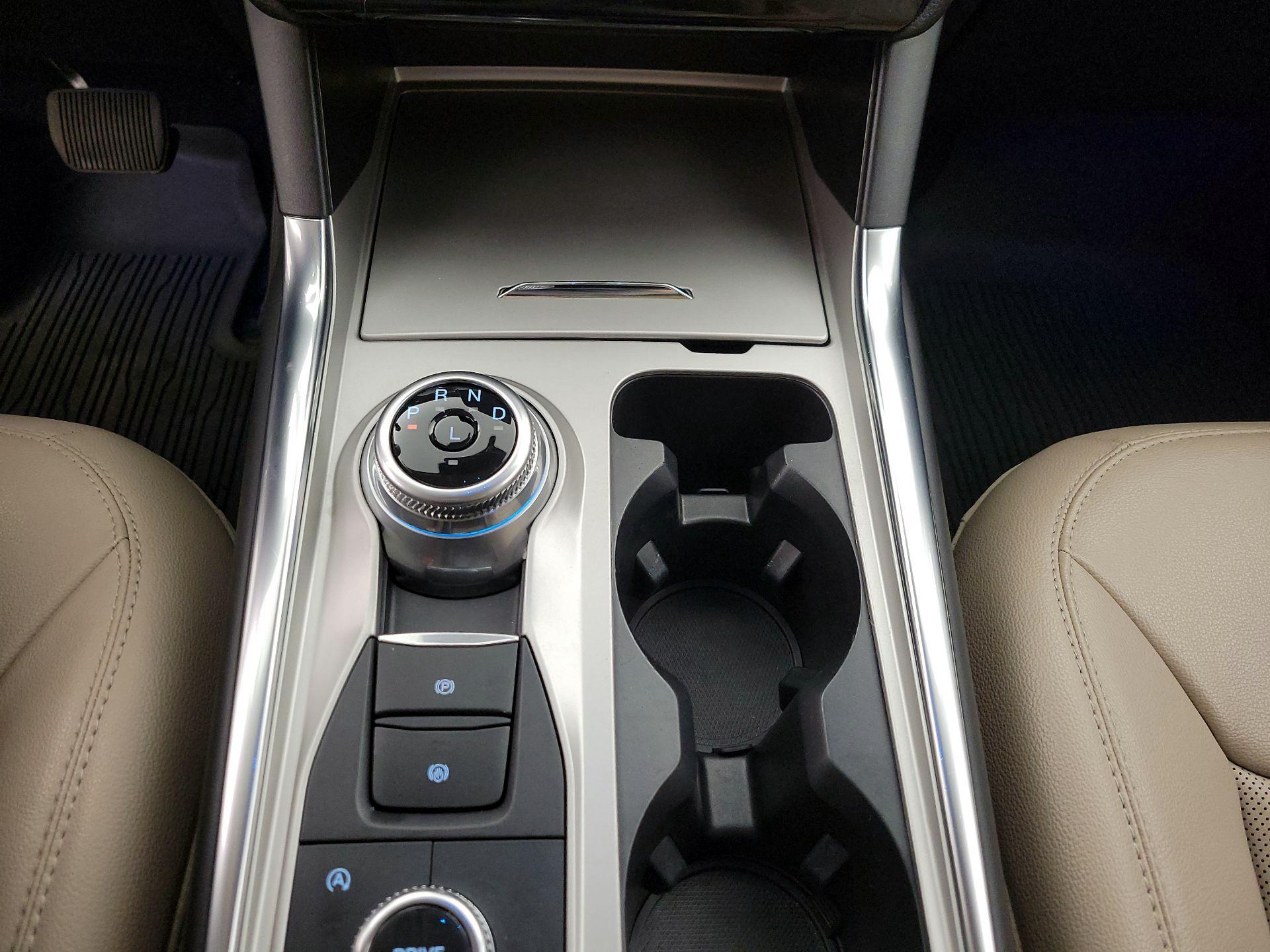 Thumbnail: 2023 Ford Explorer - 18