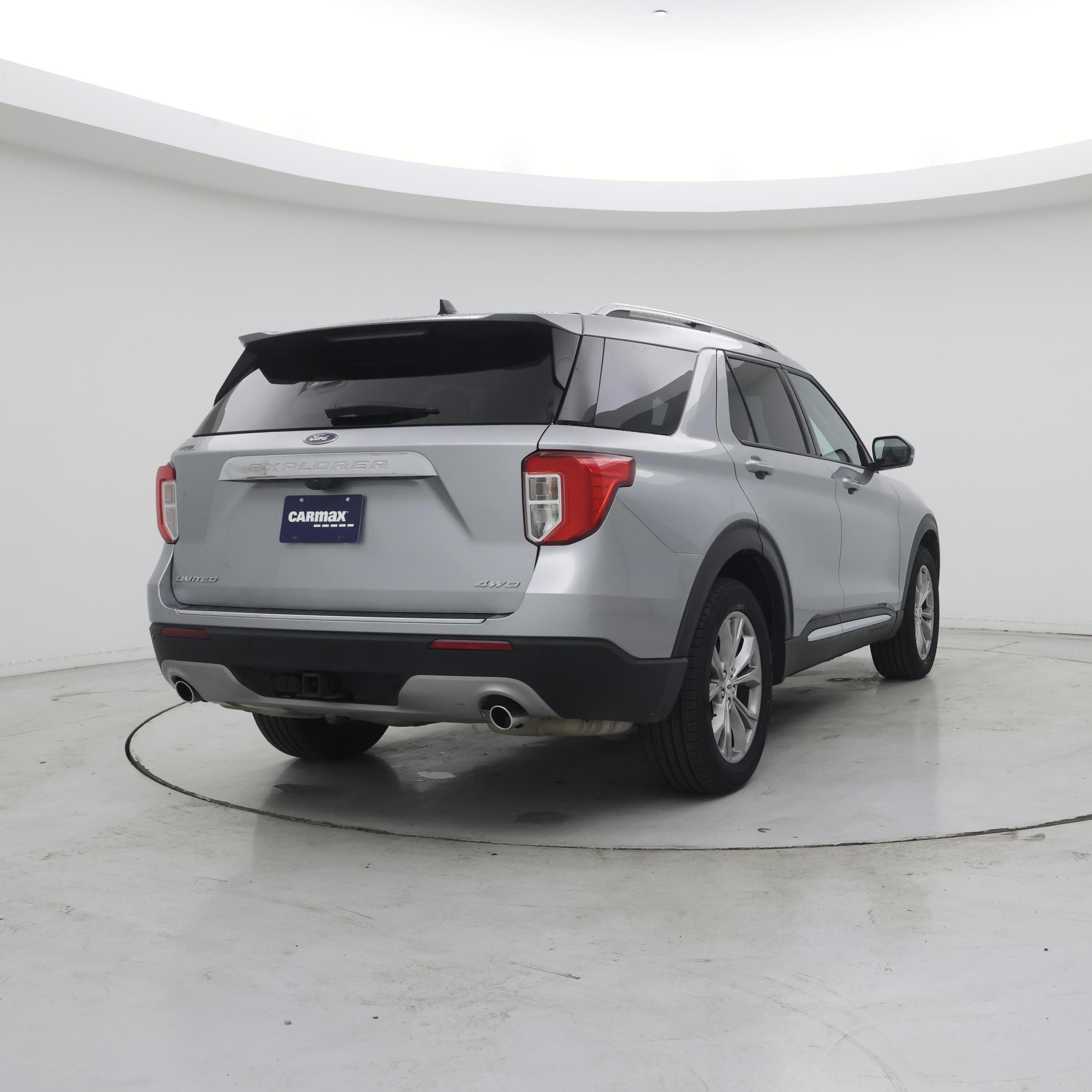 Thumbnail: 2023 Ford Explorer - 8