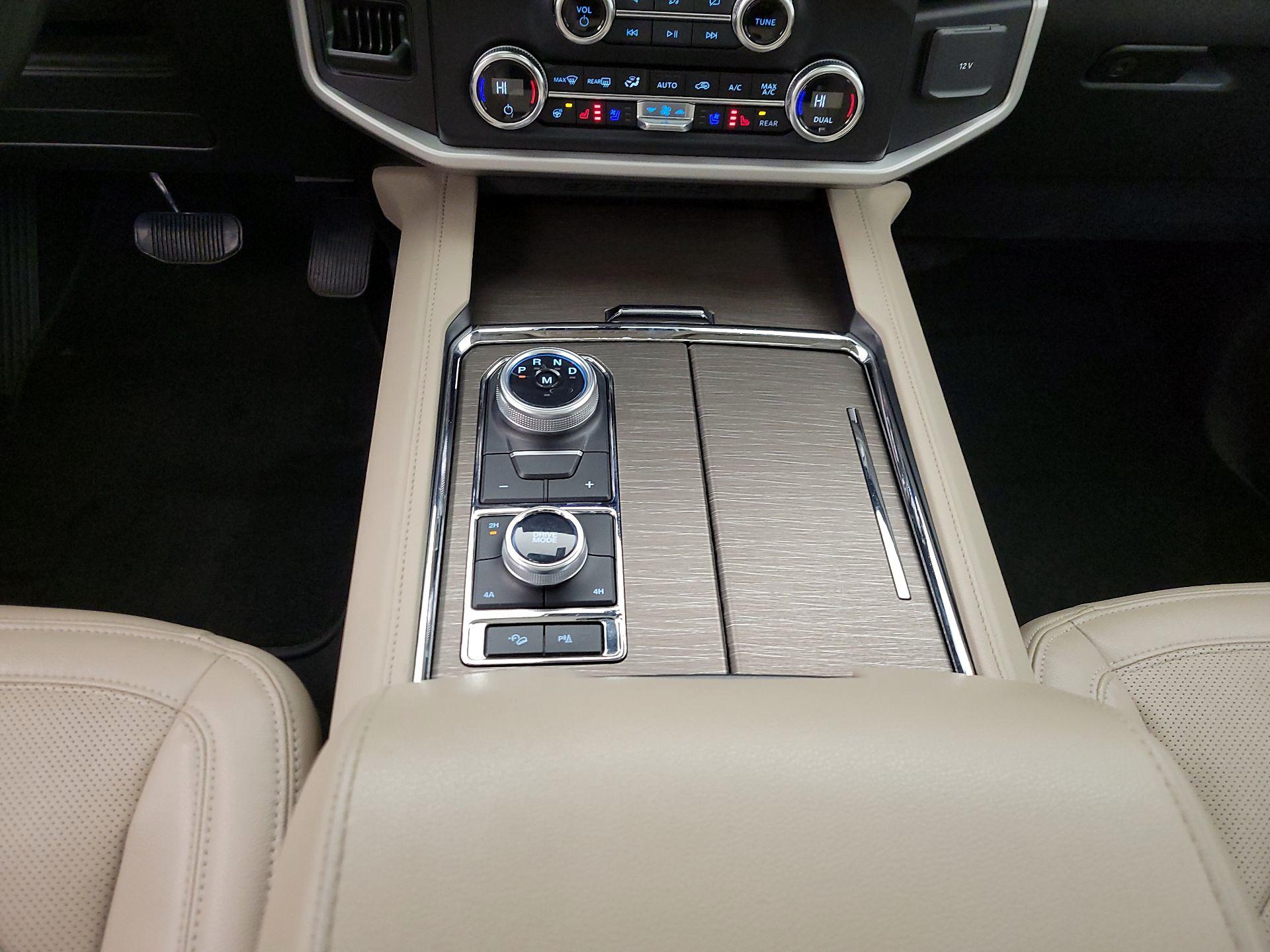 Thumbnail: 2024 Ford Expedition MAX - 18