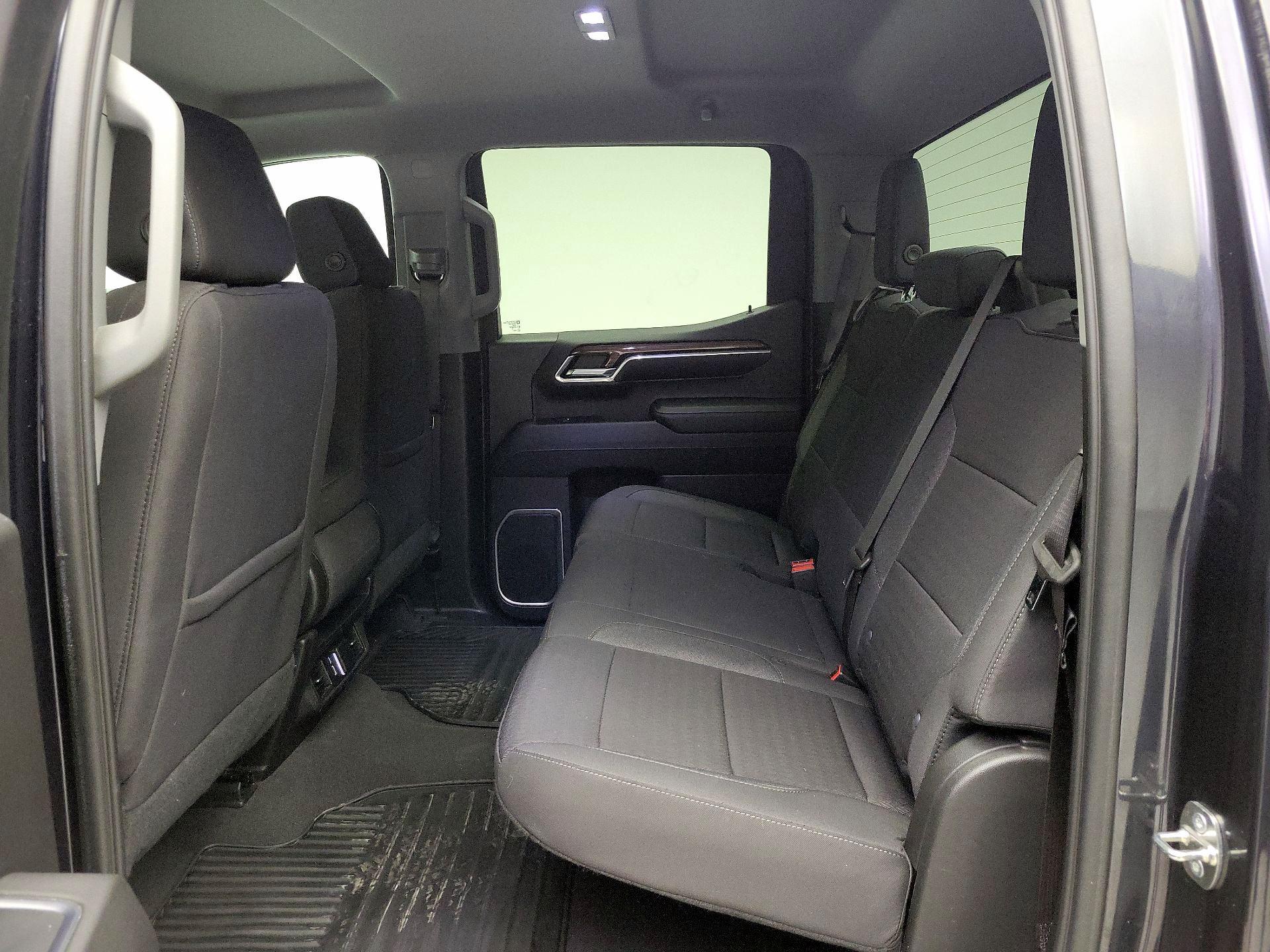 Thumbnail: 2023 Chevrolet Silverado 1500 - 19