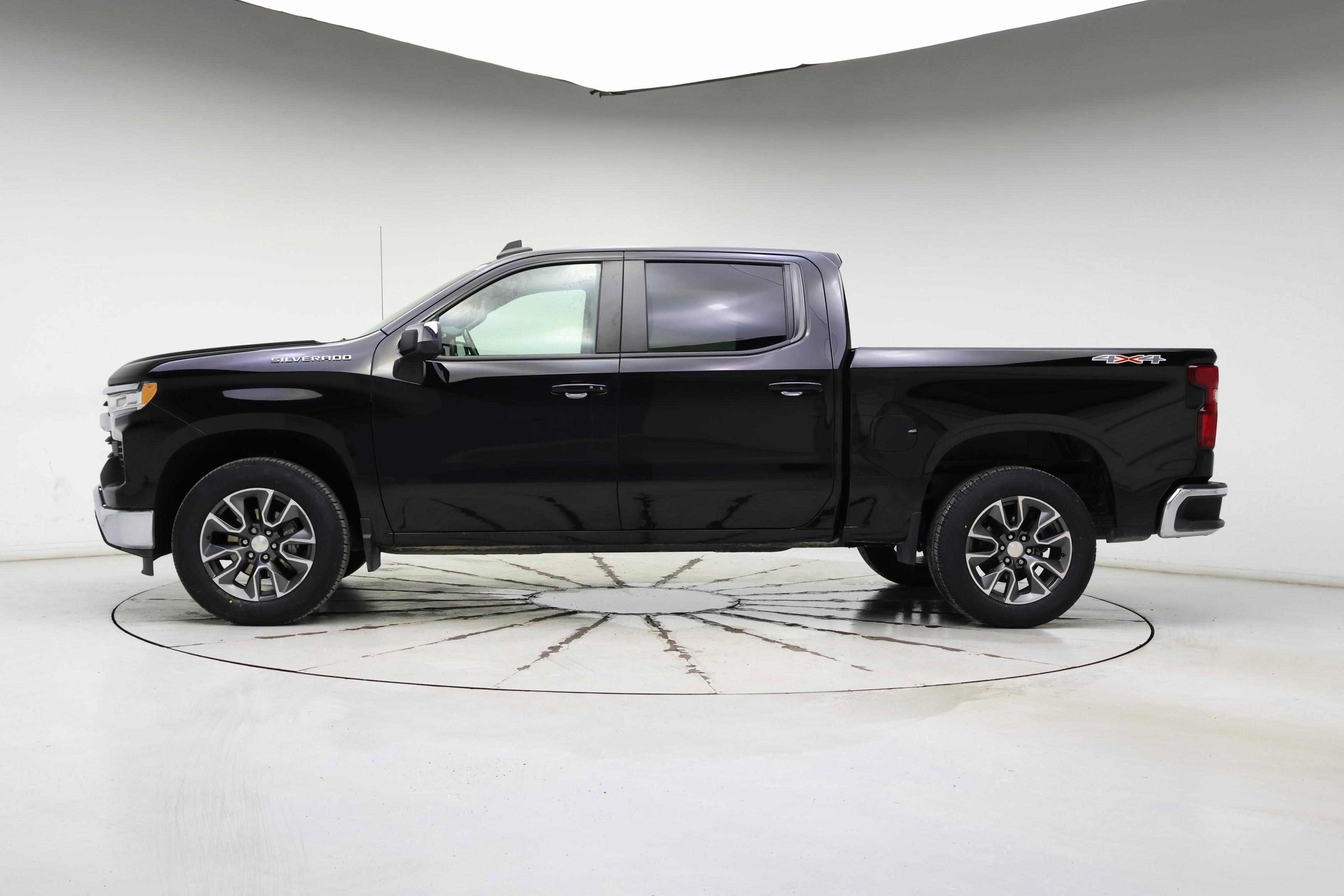 Thumbnail: 2022 Chevrolet Silverado 1500 - 3