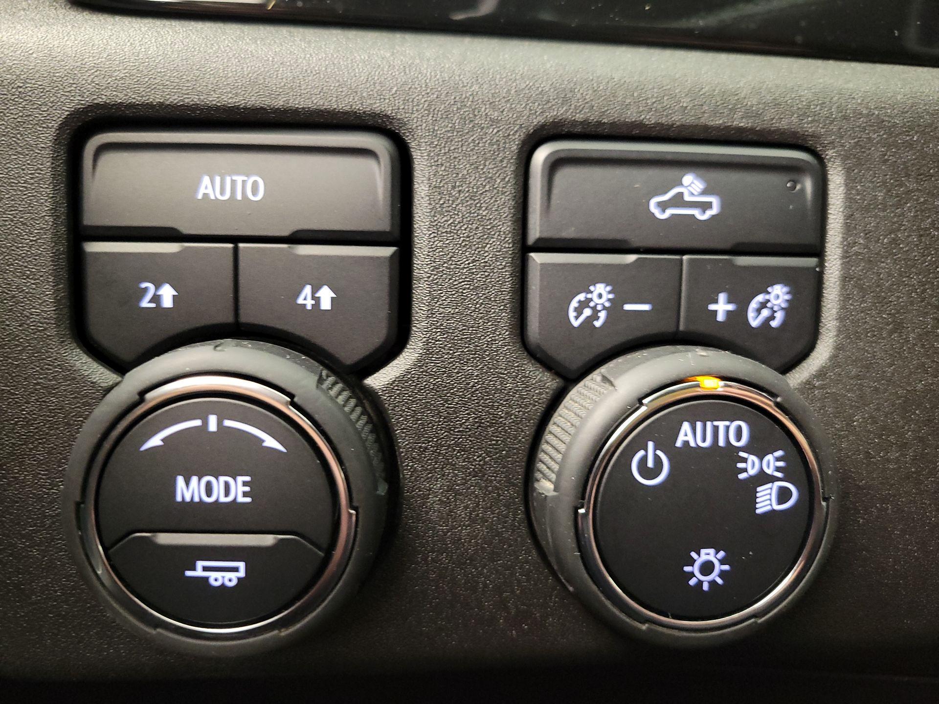 Thumbnail: 2022 Chevrolet Silverado 1500 - 13