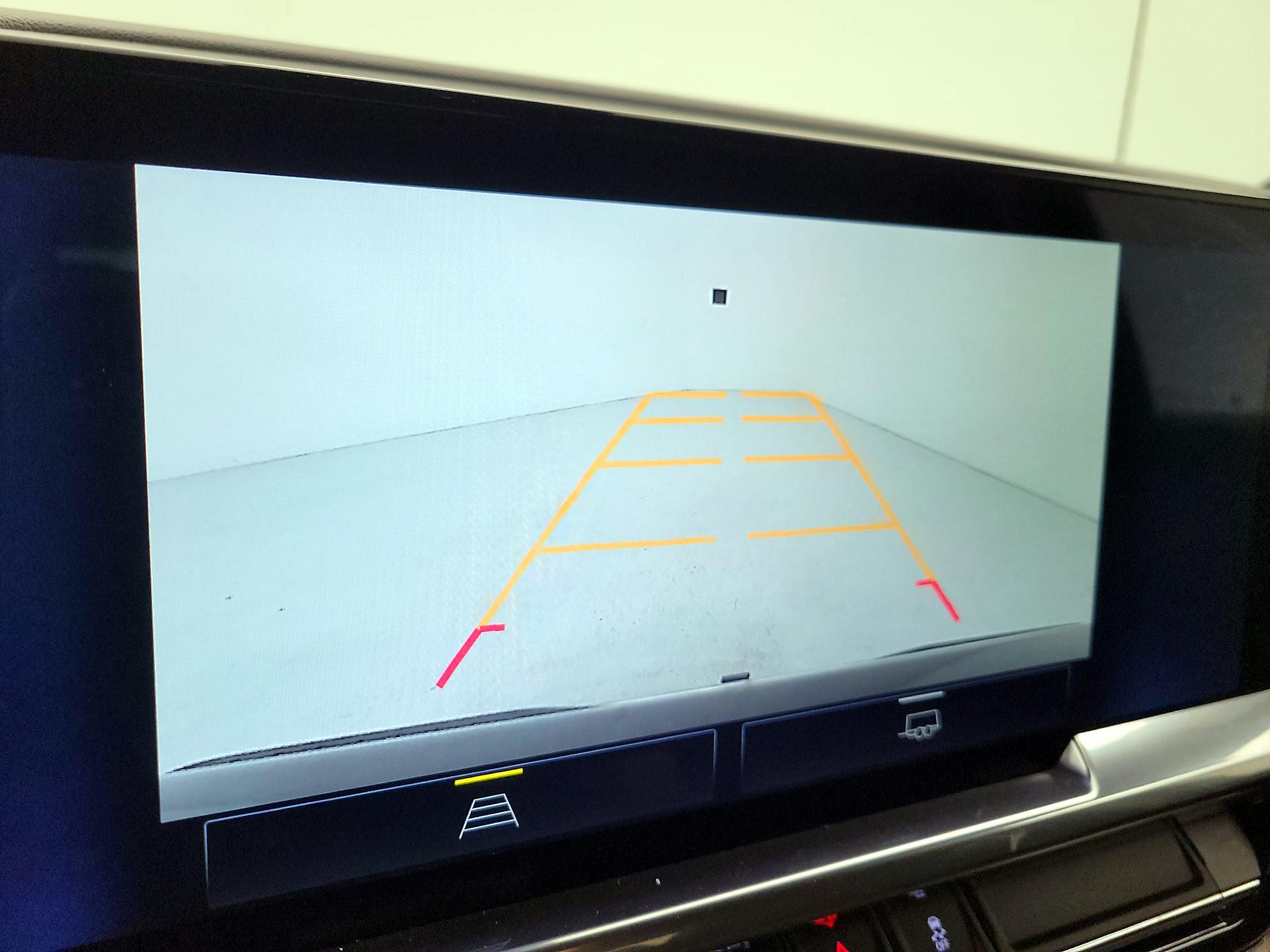 Thumbnail: 2022 Chevrolet Silverado 1500 - 14