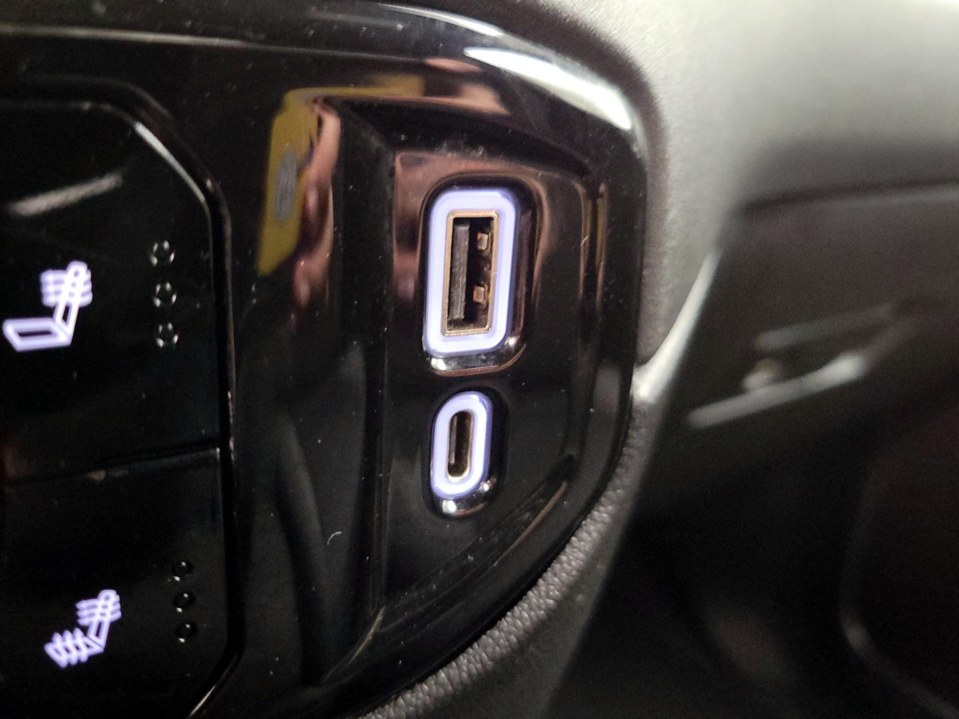 Thumbnail: 2022 Chevrolet Silverado 1500 - 18