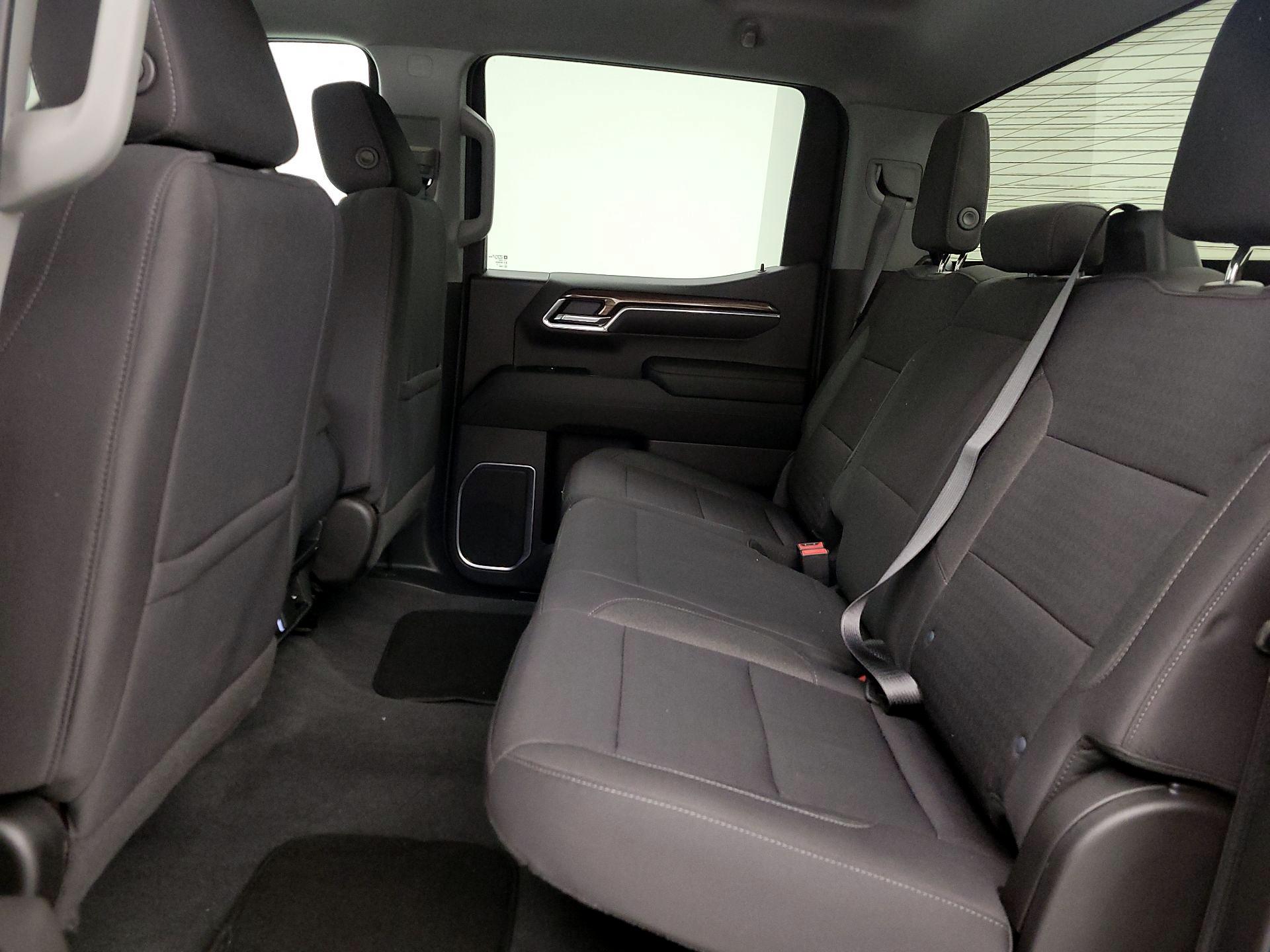 Thumbnail: 2022 Chevrolet Silverado 1500 - 19