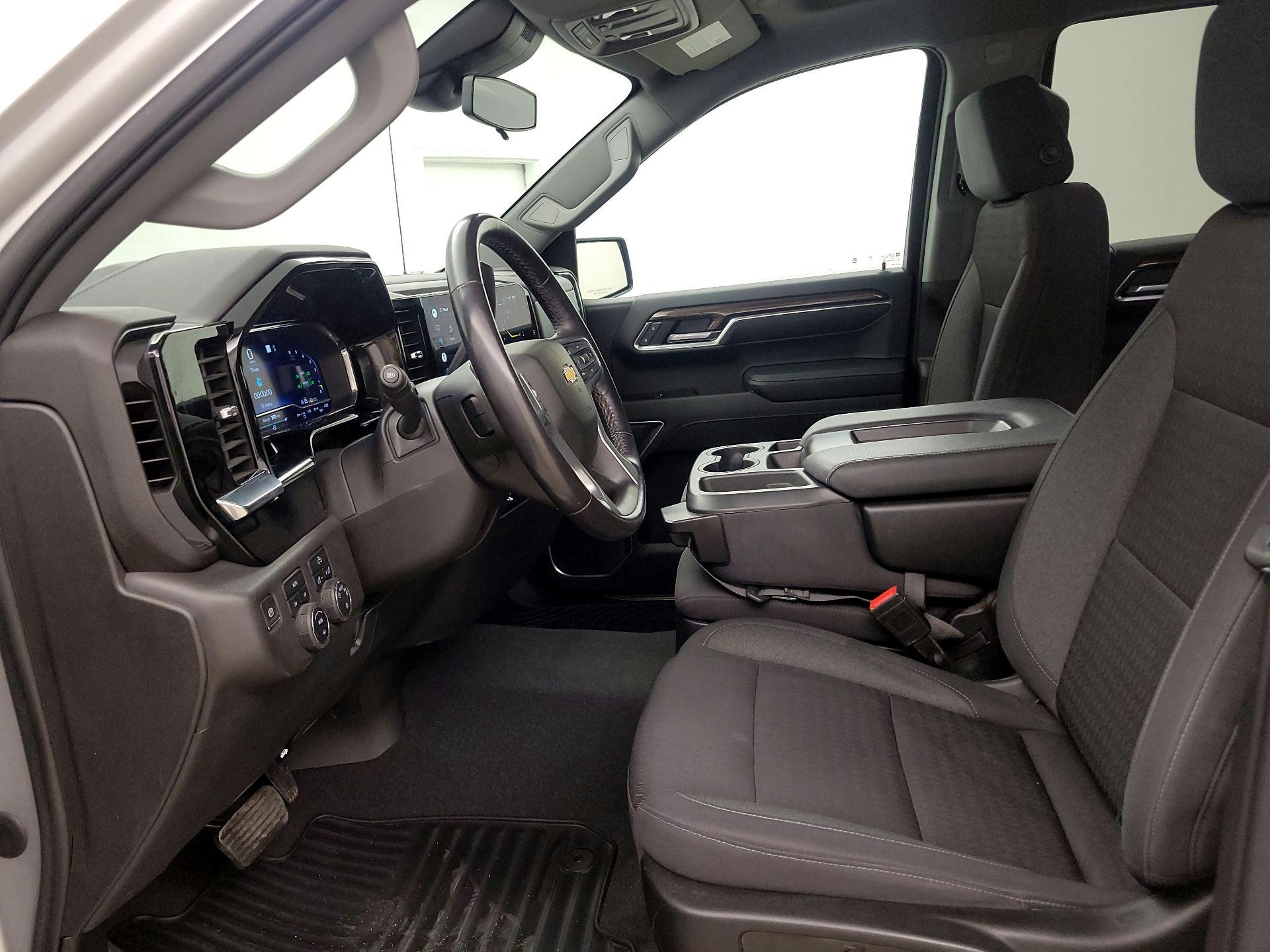 Thumbnail: 2022 Chevrolet Silverado 1500 - 11