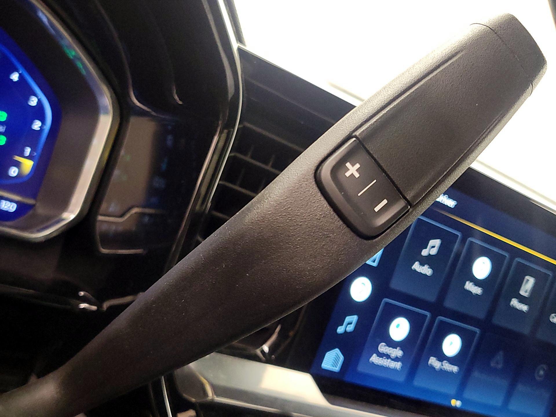 Thumbnail: 2022 Chevrolet Silverado 1500 - 17