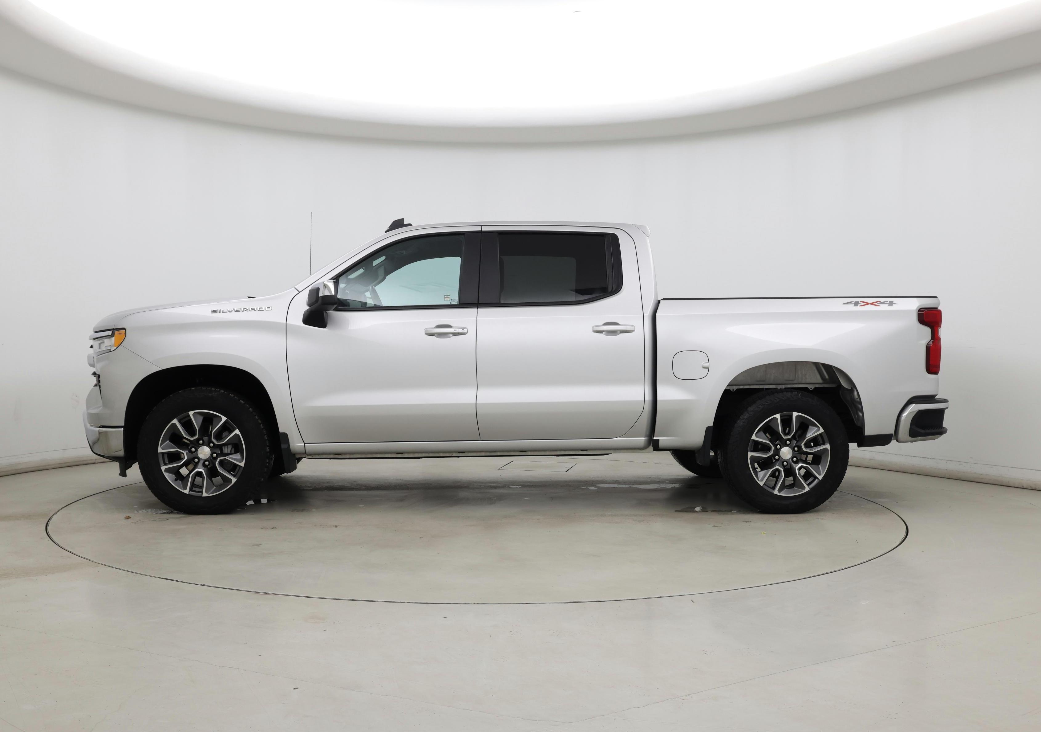 Thumbnail: 2022 Chevrolet Silverado 1500 - 3