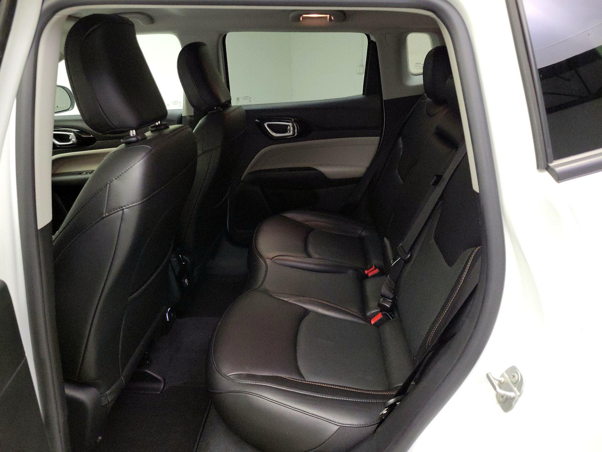 Thumbnail: 2022 Jeep Compass - 19