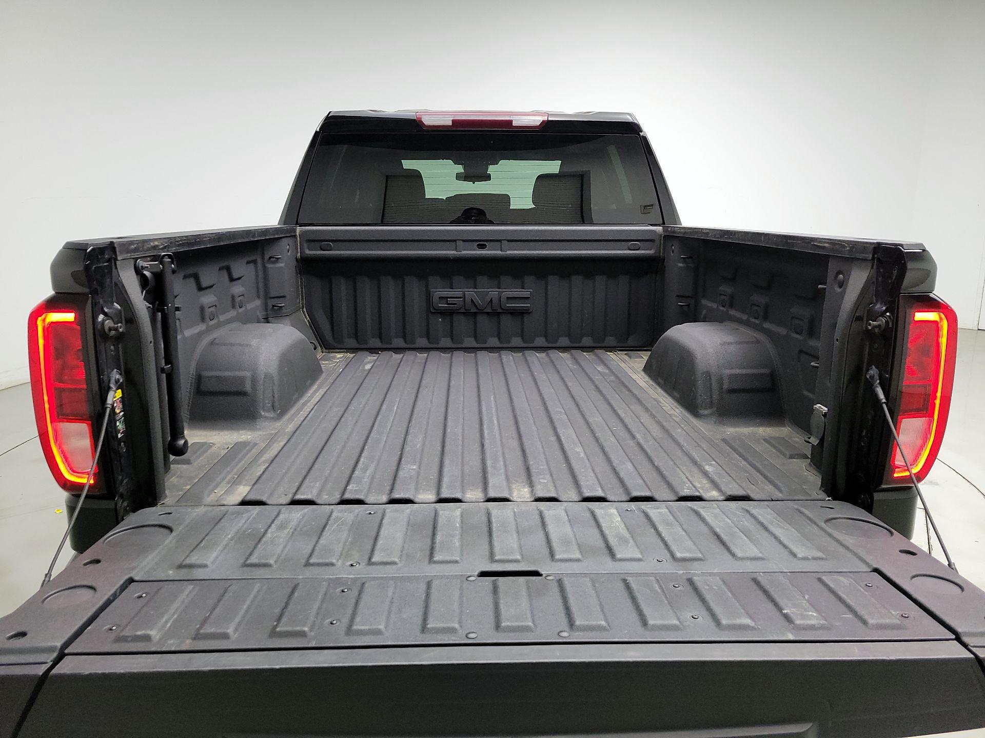 Thumbnail: 2022 GMC Sierra 1500 - 19