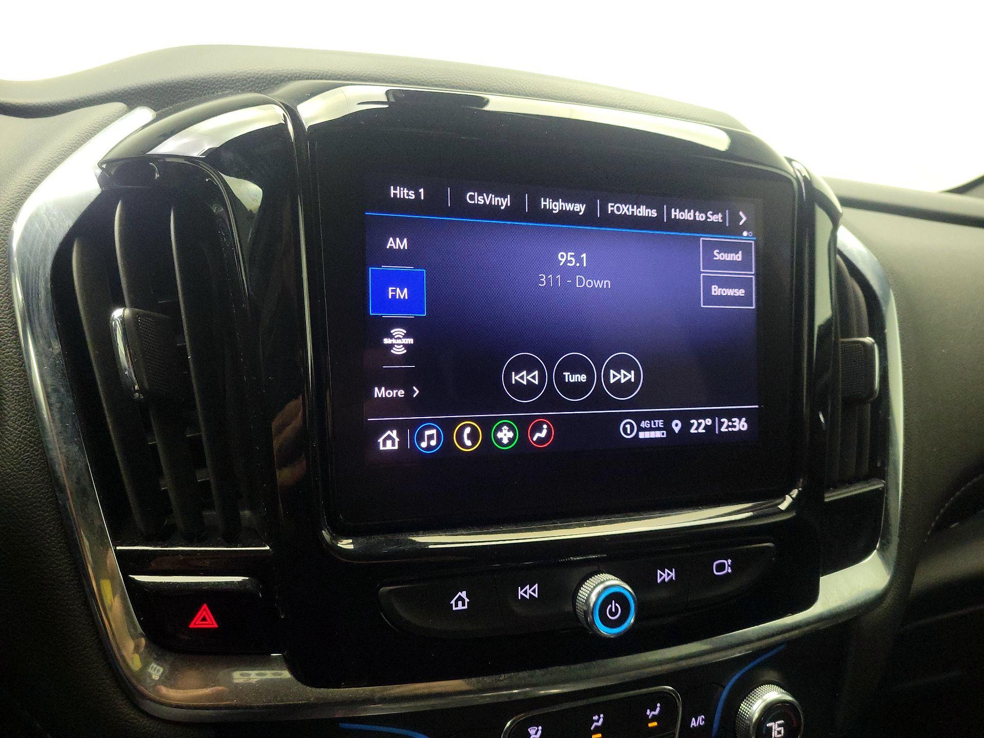 Thumbnail: 2023 Chevrolet Traverse - 15