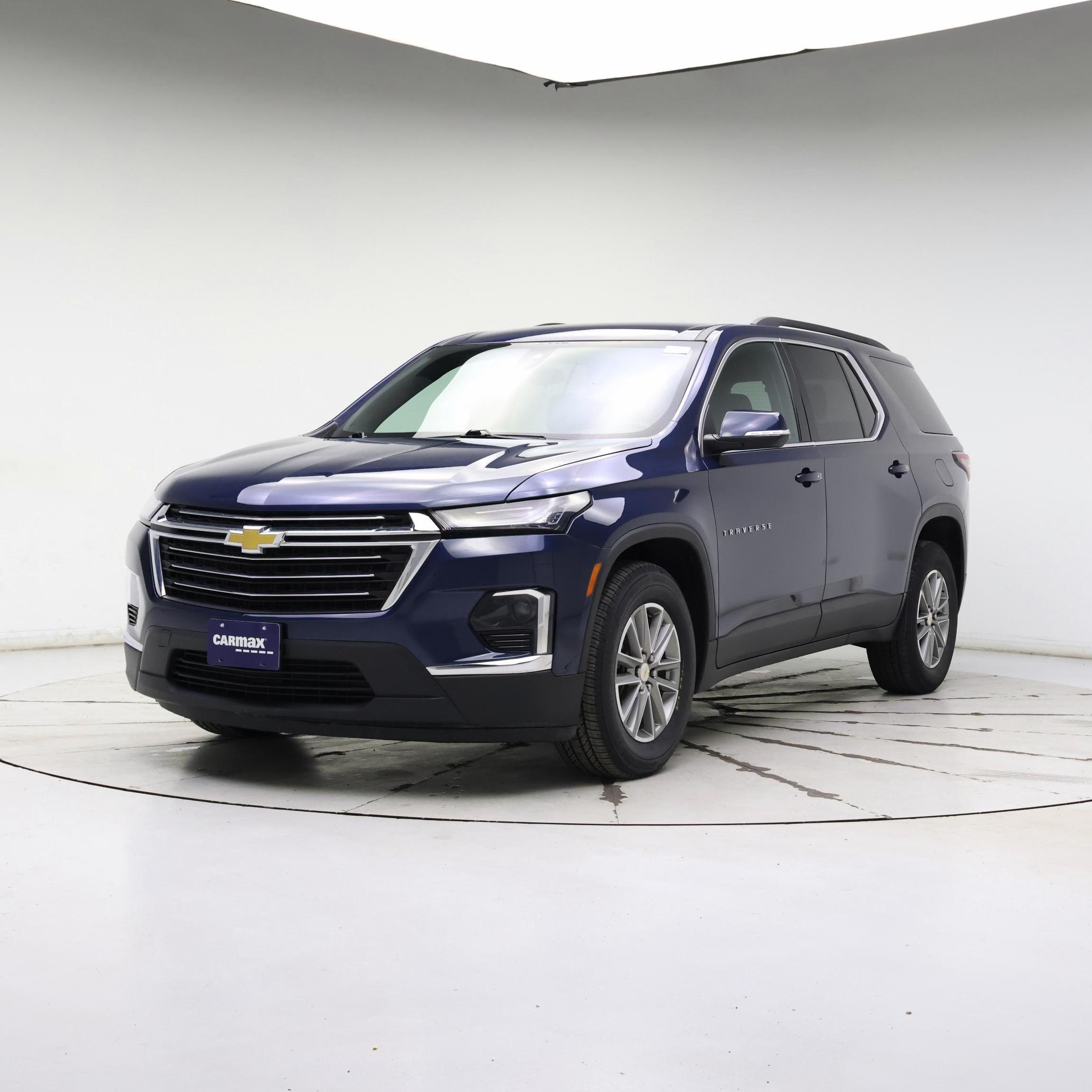 Thumbnail: 2023 Chevrolet Traverse - 4