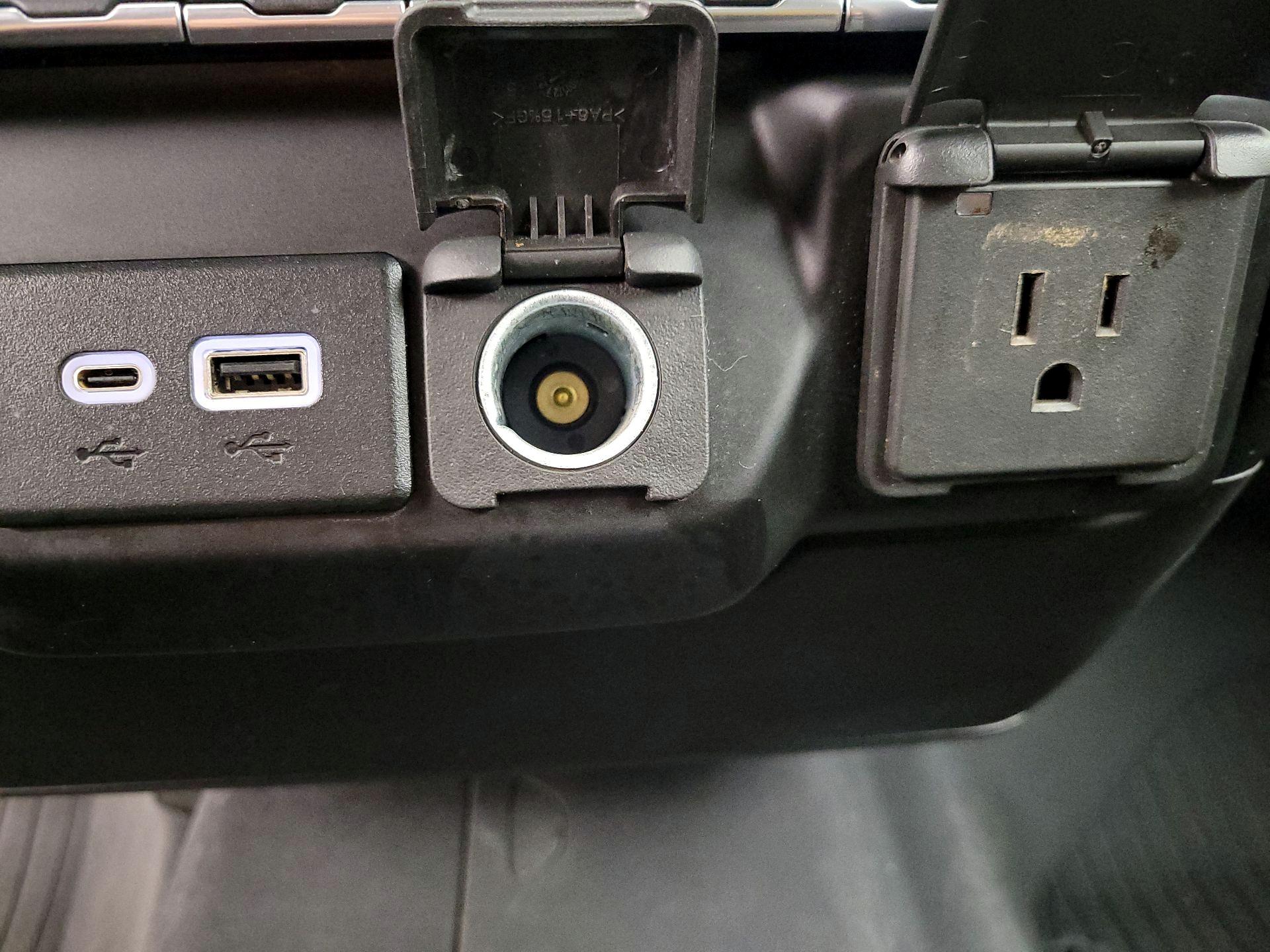 Thumbnail: 2023 Chevrolet Silverado 2500 - 18